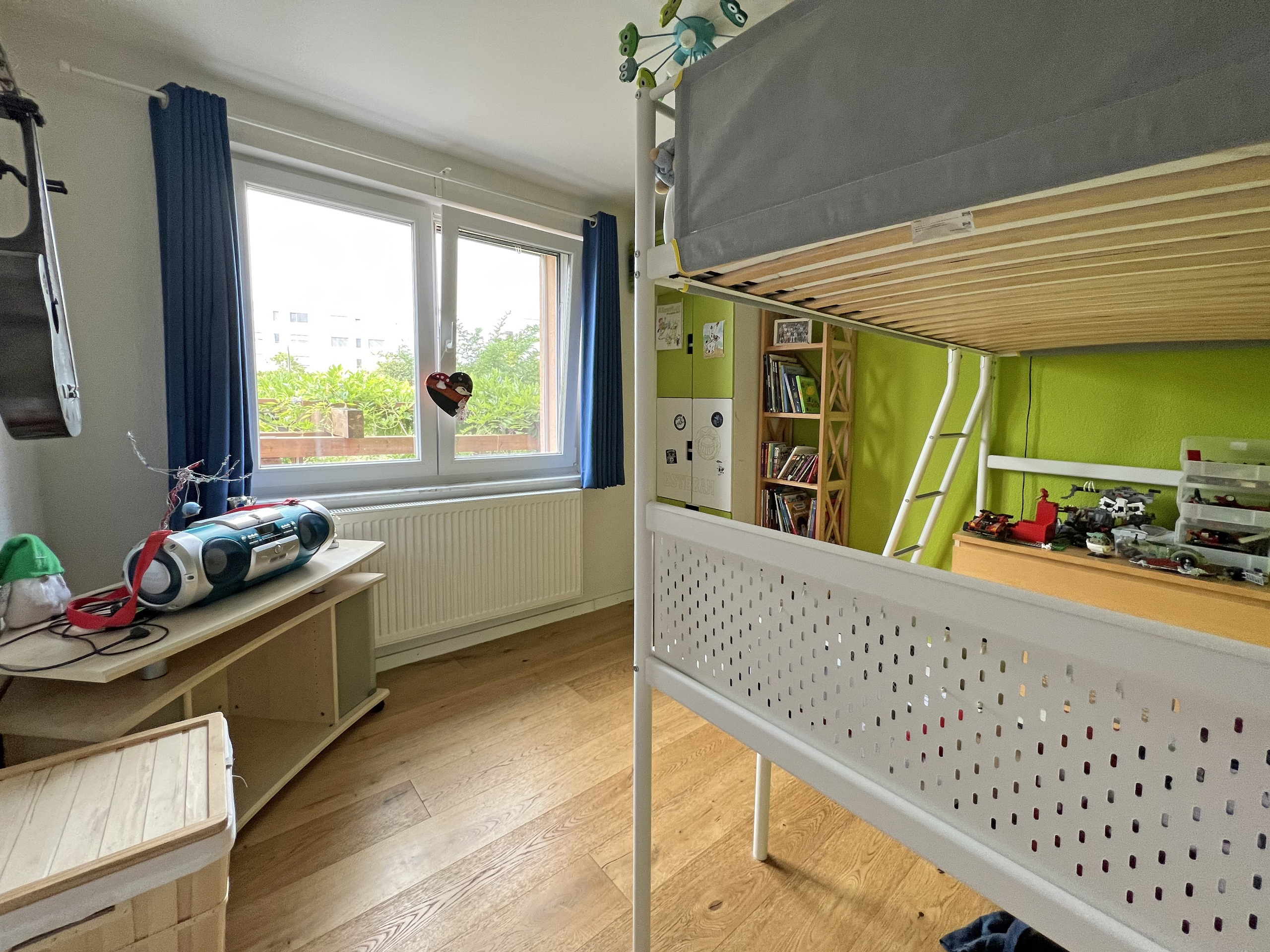 Bureau / Chambre à coucher - rez supérieur