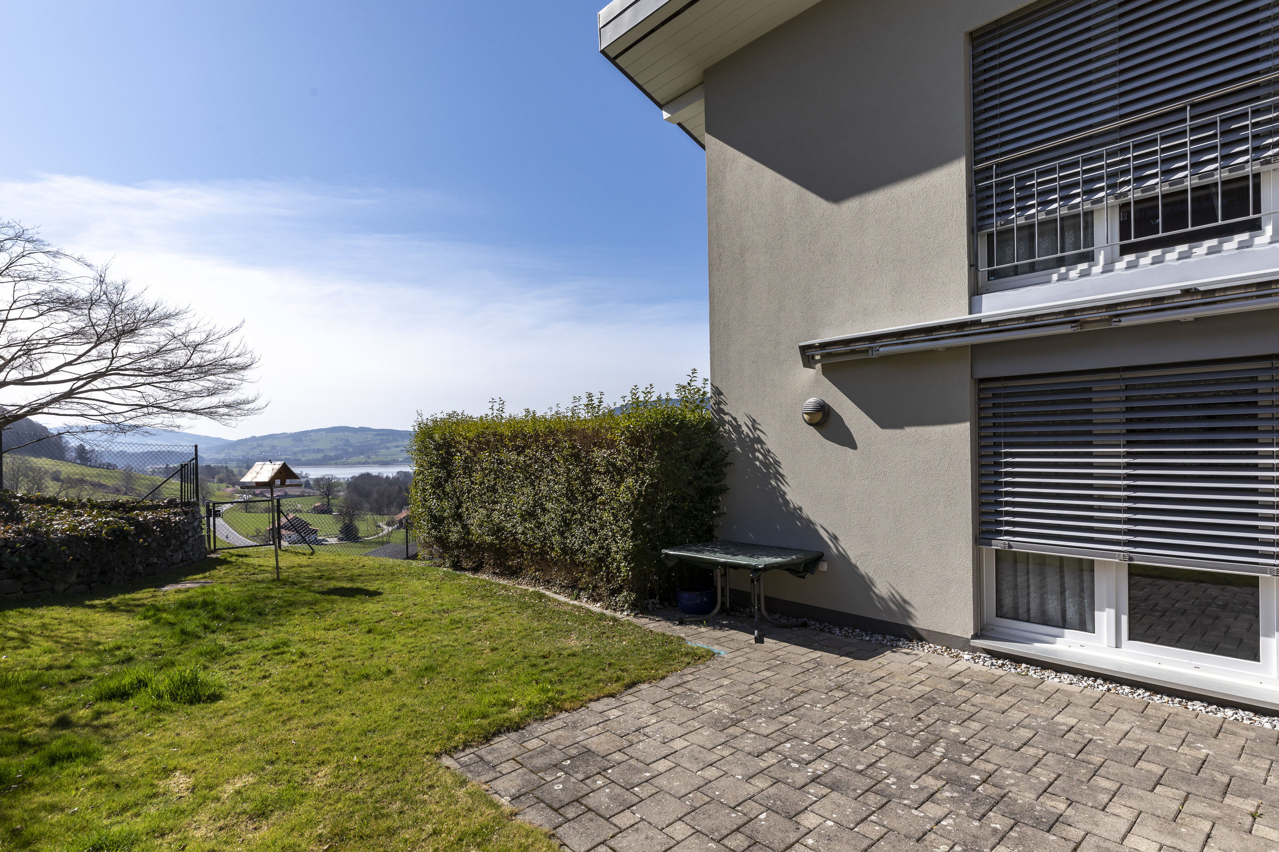 Vue arrière villa Vue arrière villa