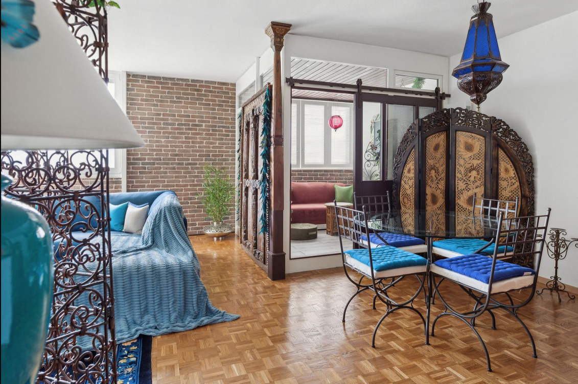 Interior view 1