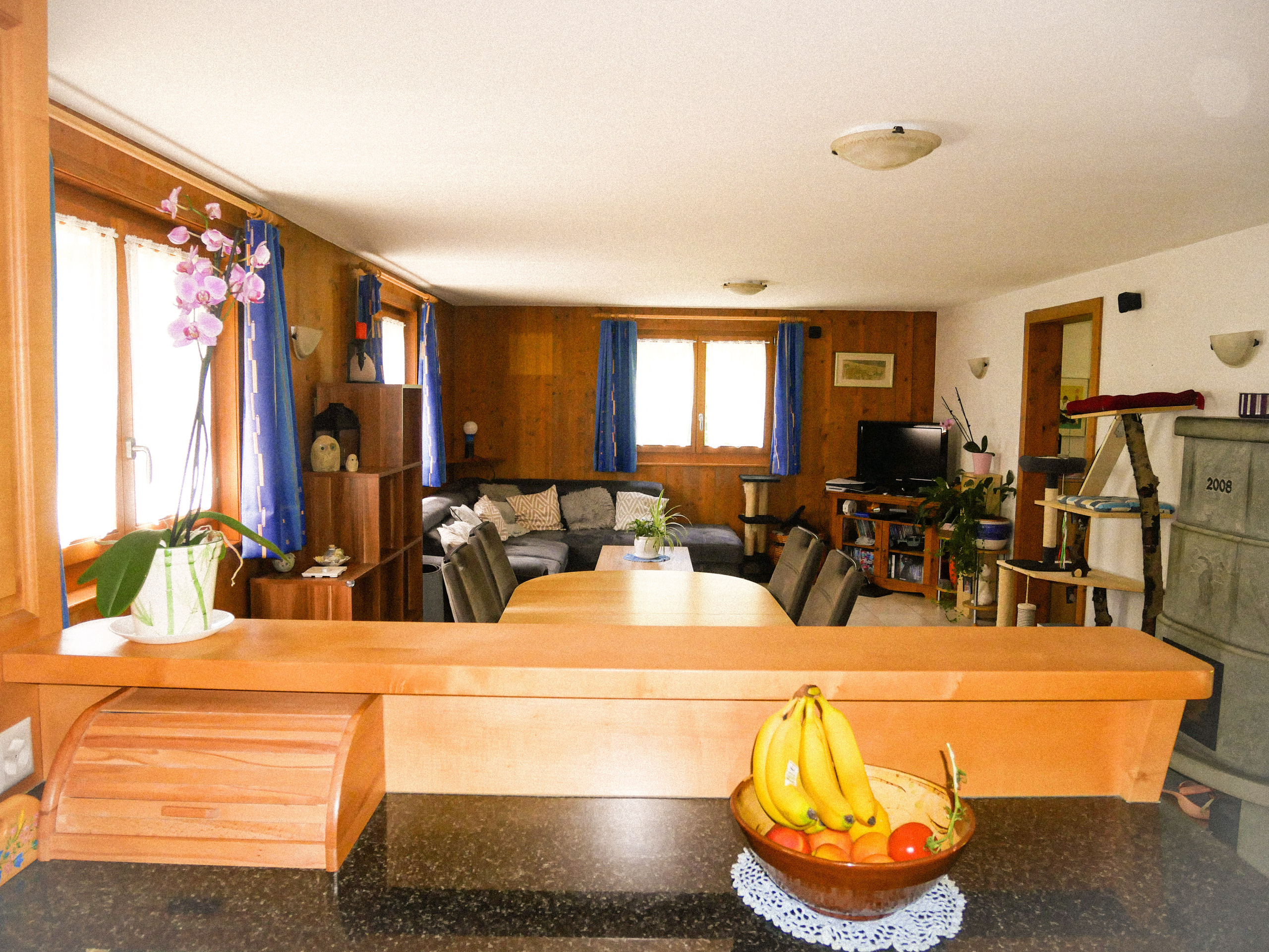 Salon / coin à manger Salon / coin à manger