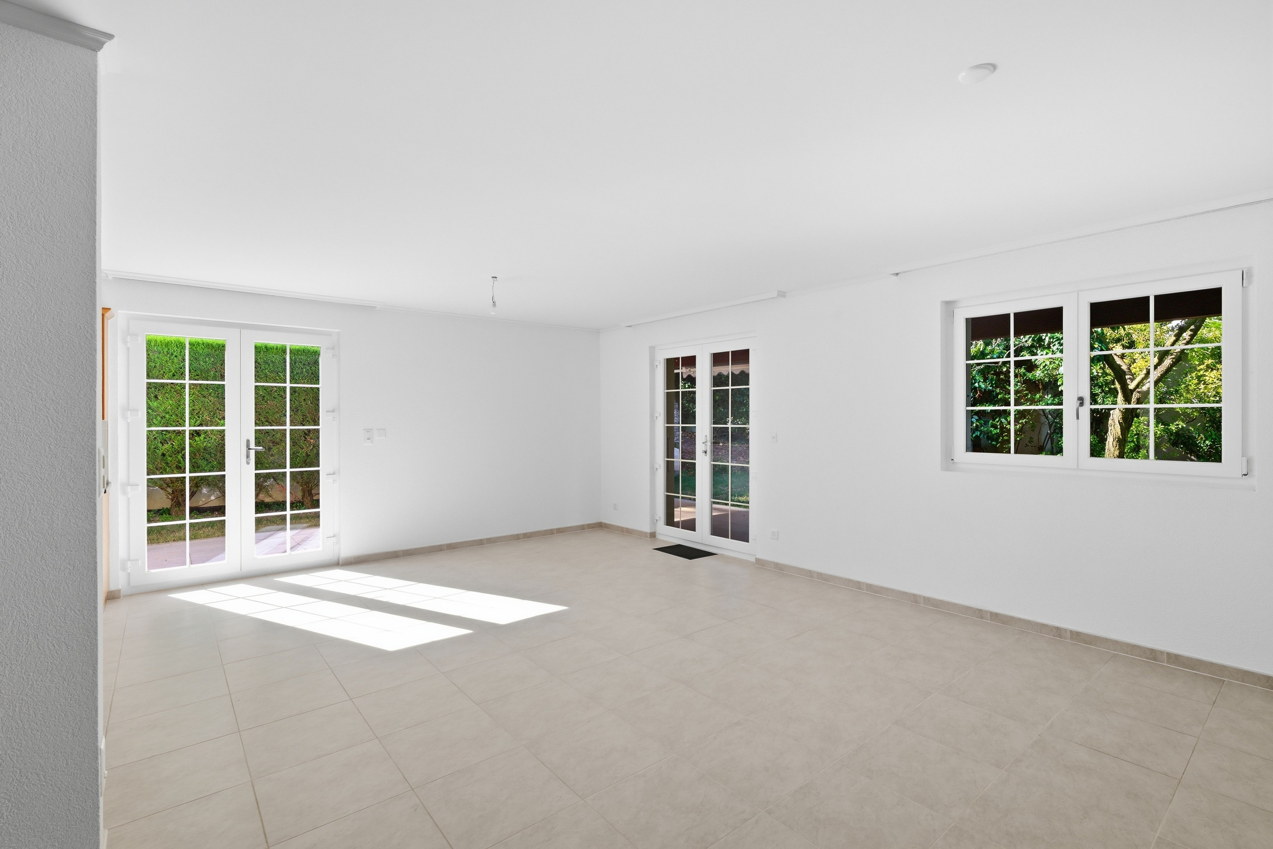 Interior view 5