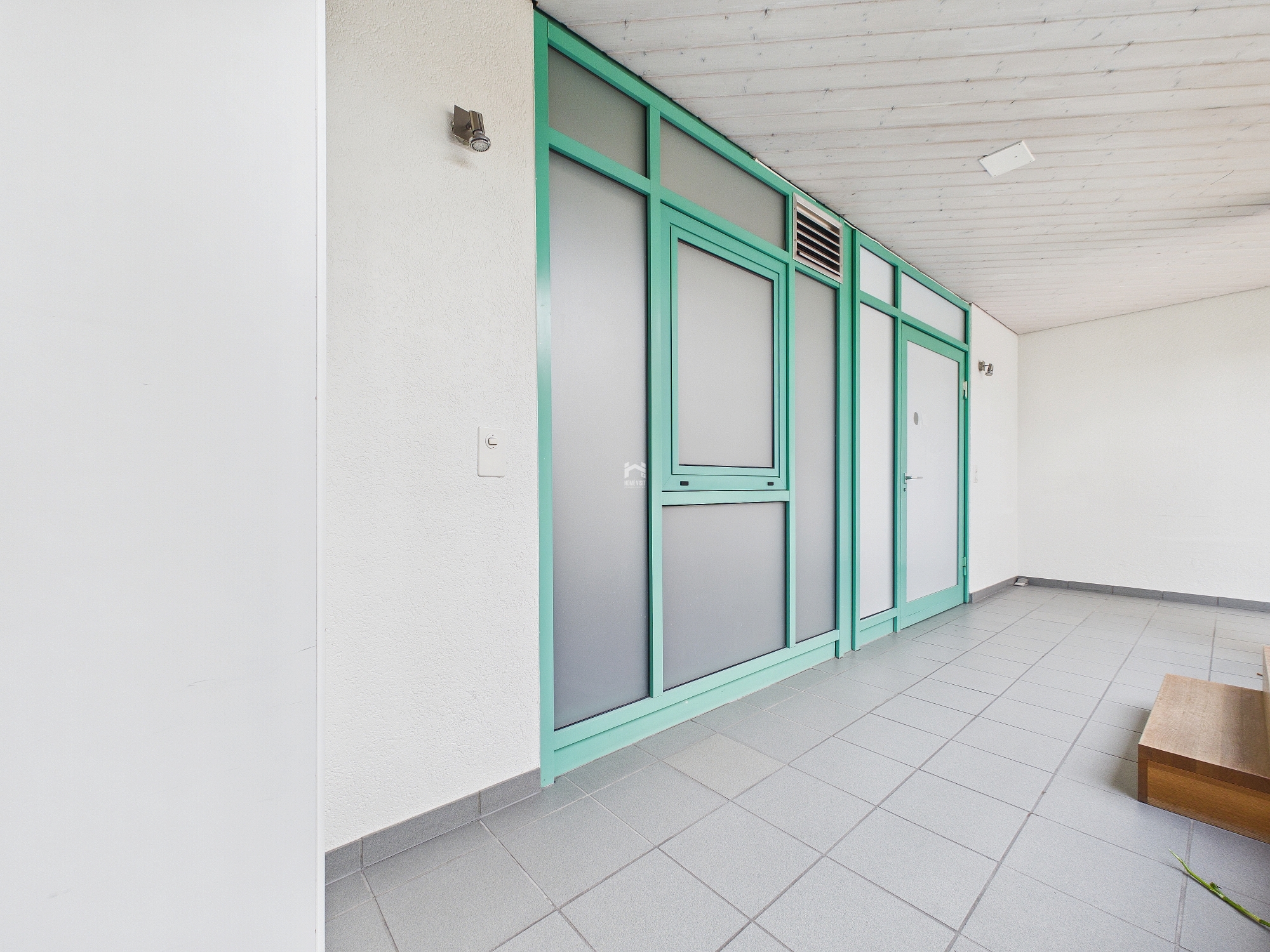 Vorplatz (Eingang) / Innenhof