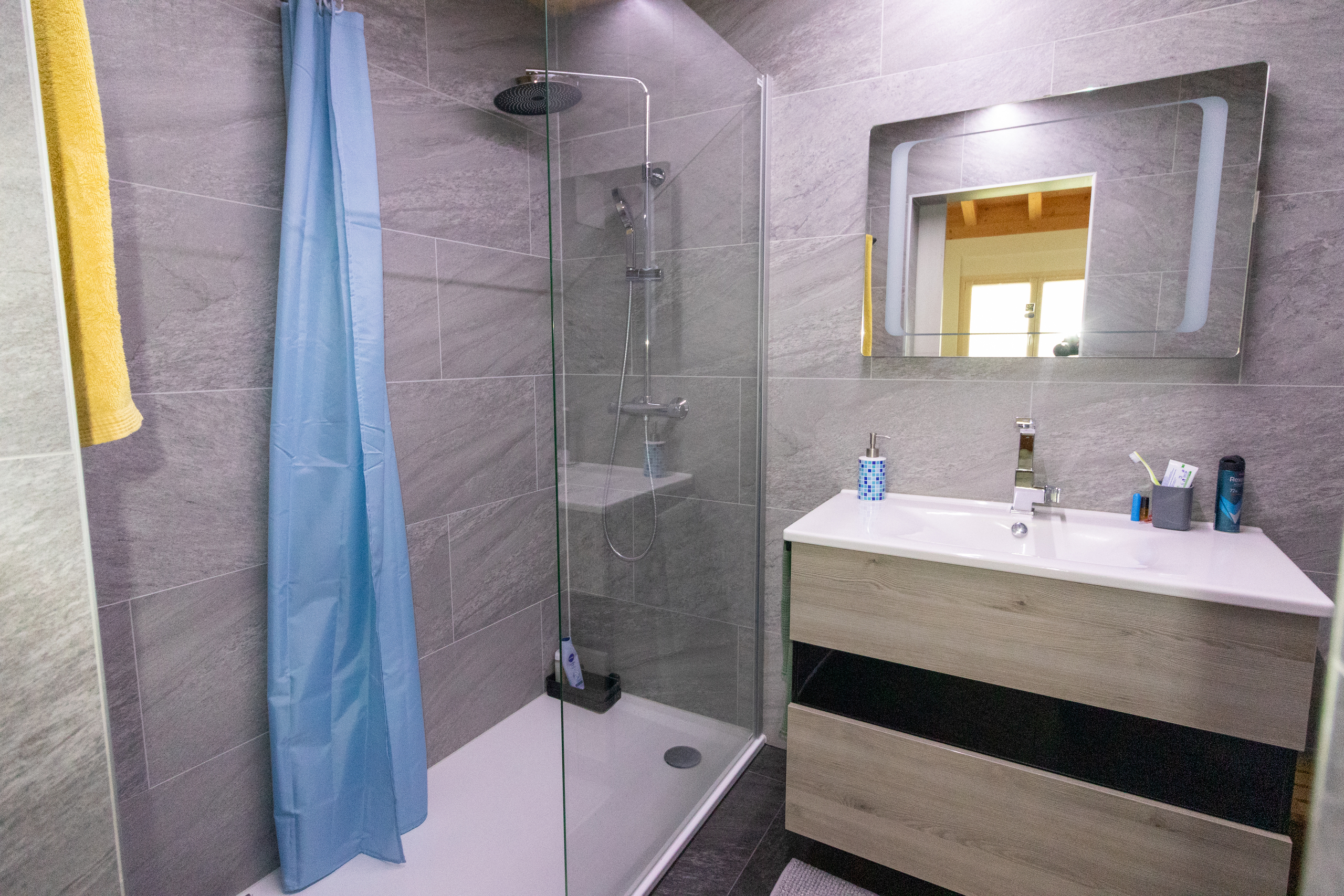 Interior view 11