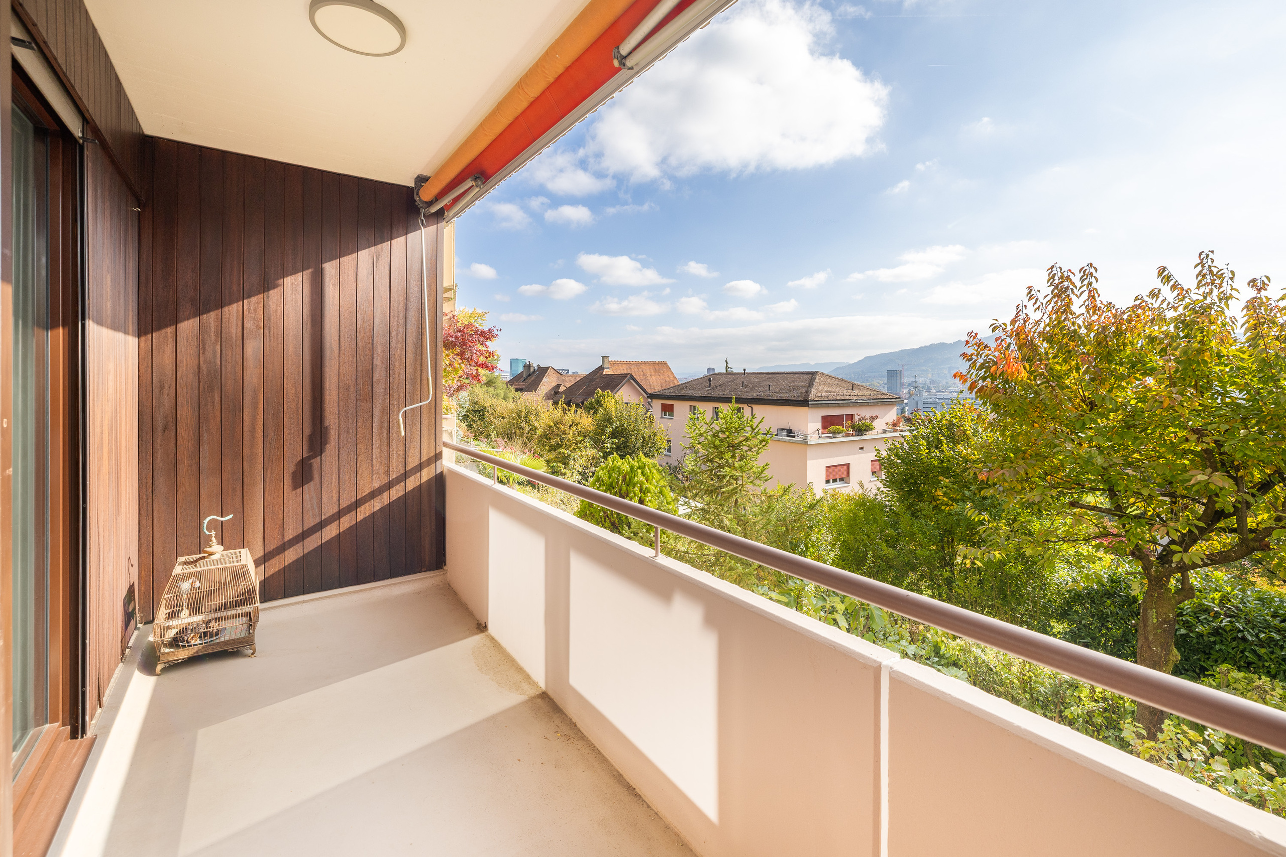 Balkon, Zugang vom Master-Bedroom