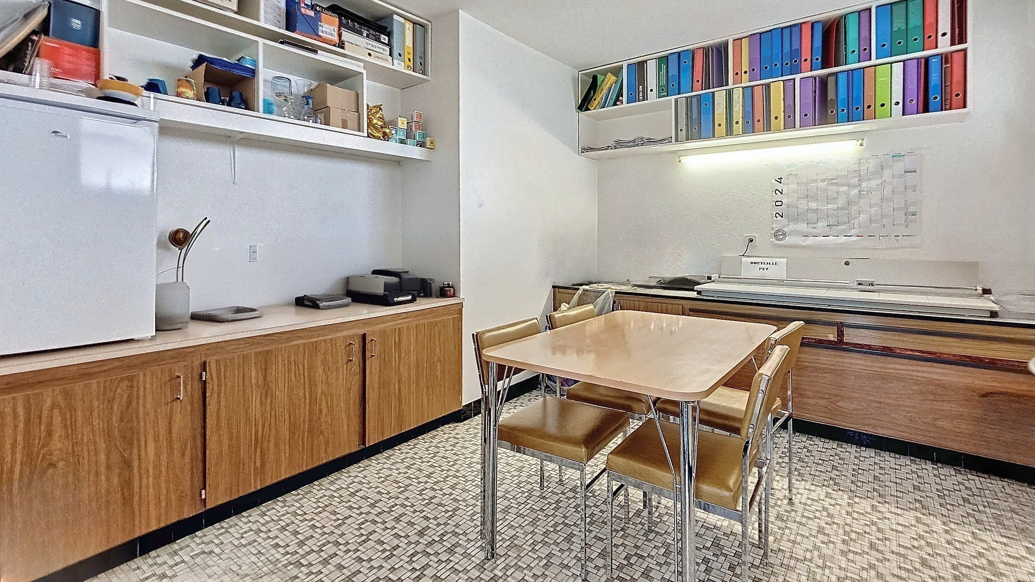 Administratif - cafetariat Administratif - cafetariat