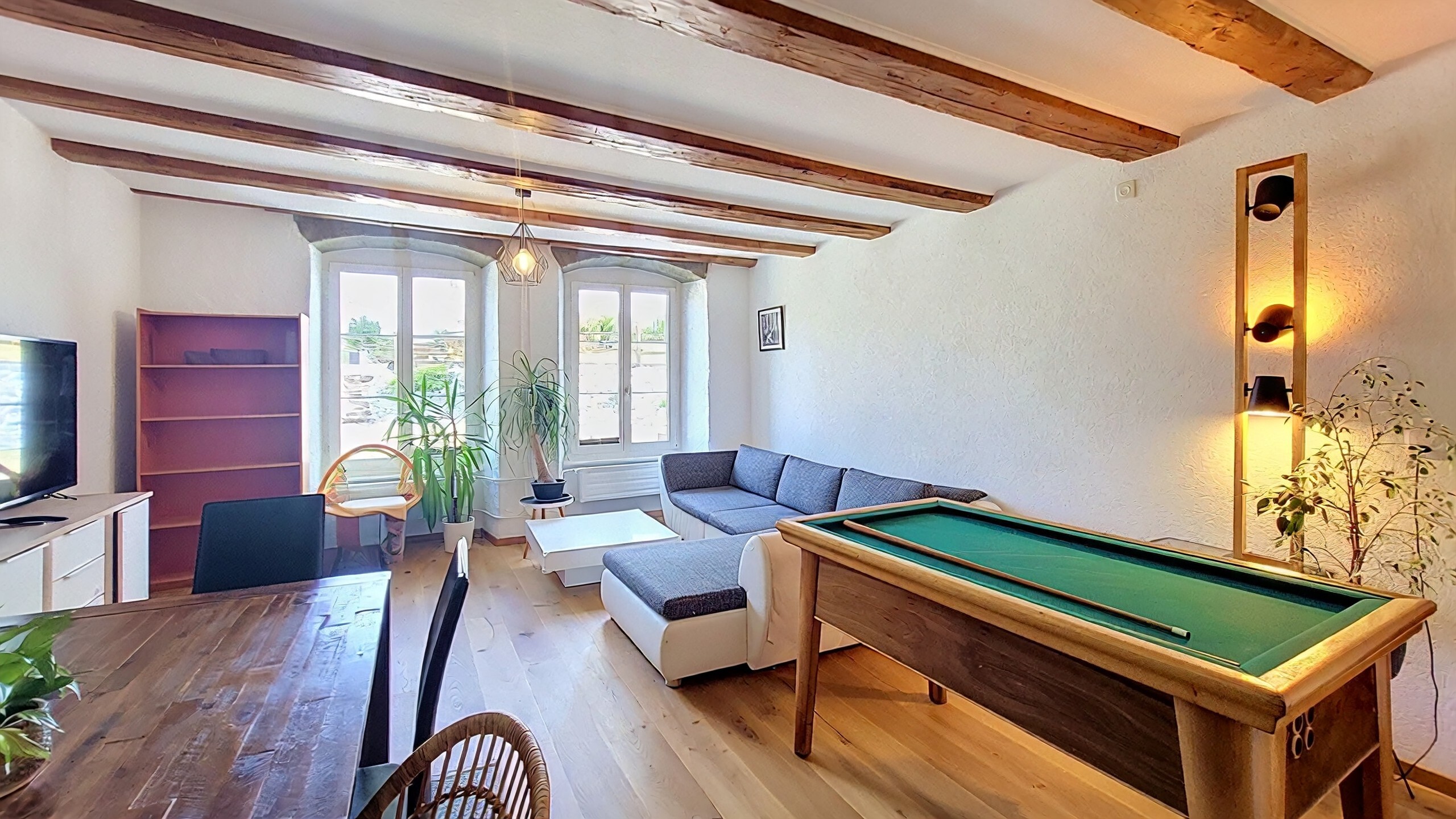 Interior view 1