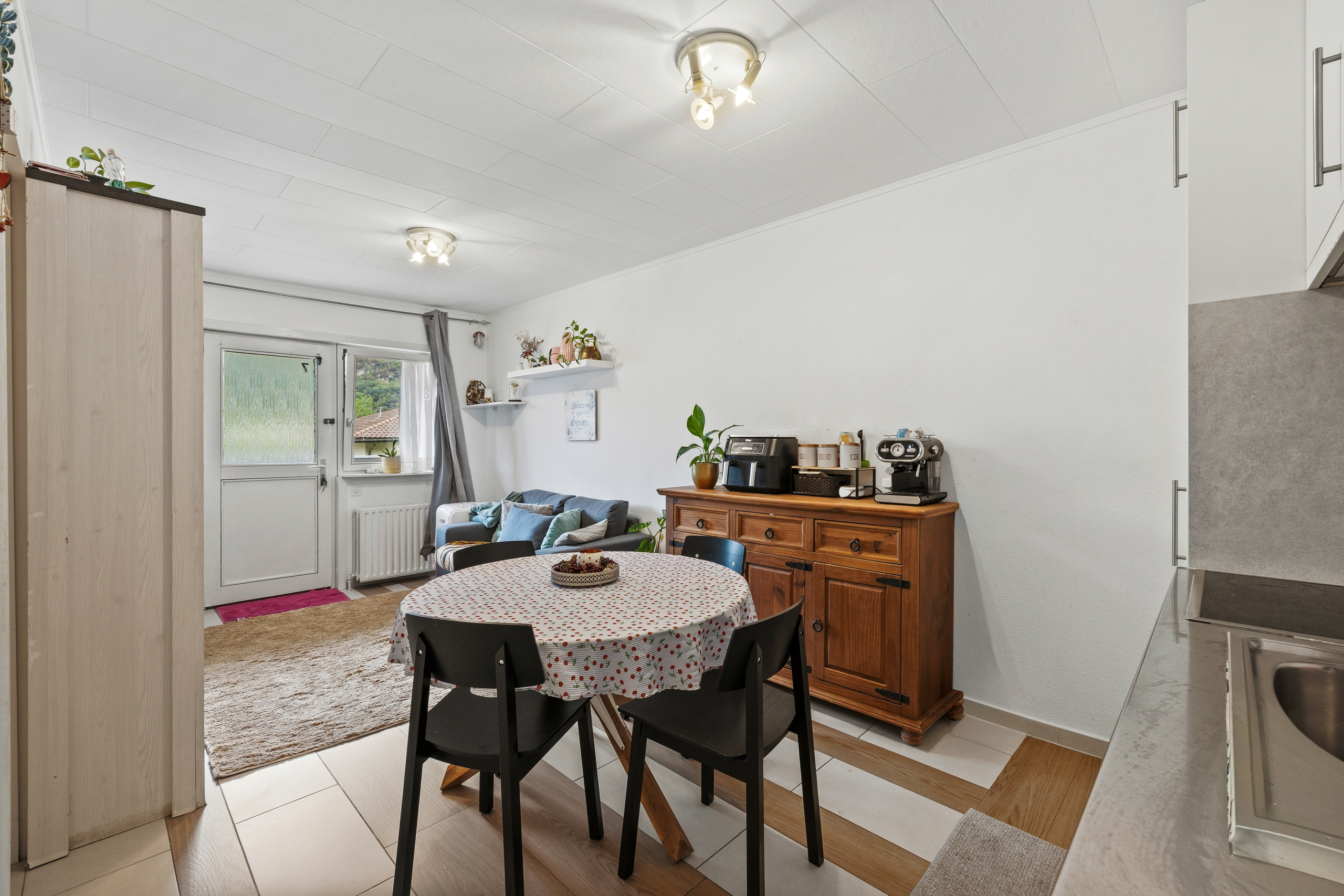 Espace repas et séjour Espace repas et séjour