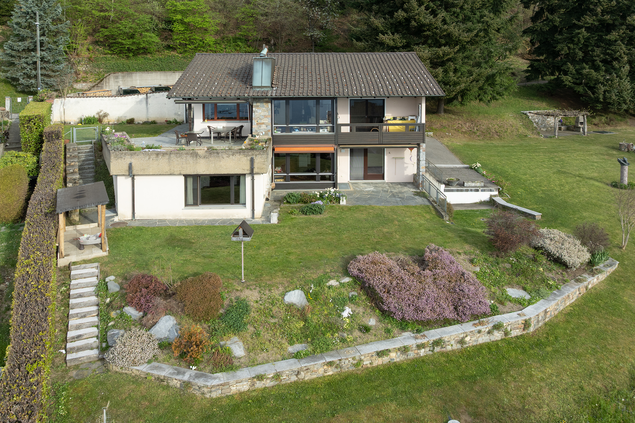 Firstview