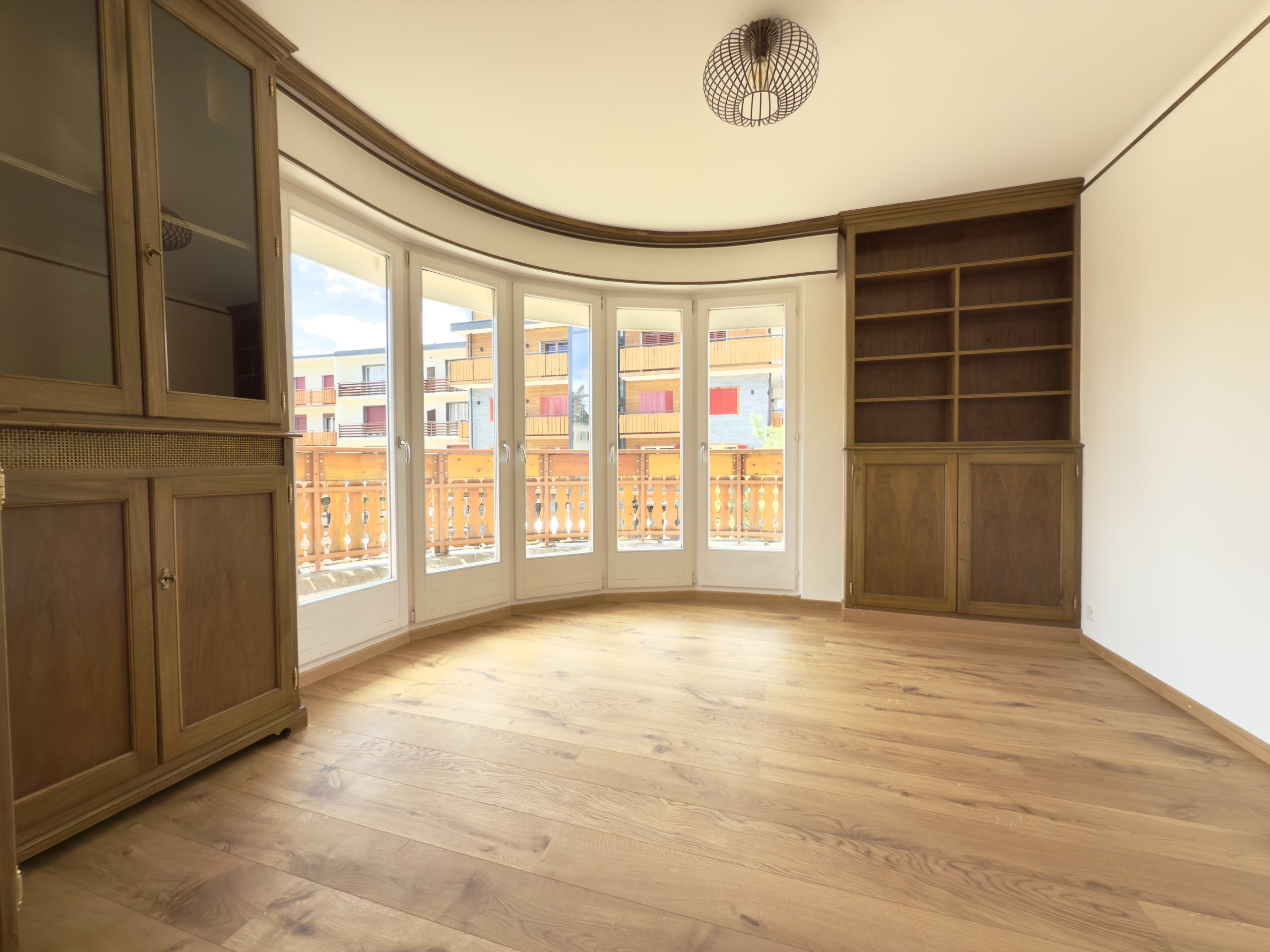 Interior view 3