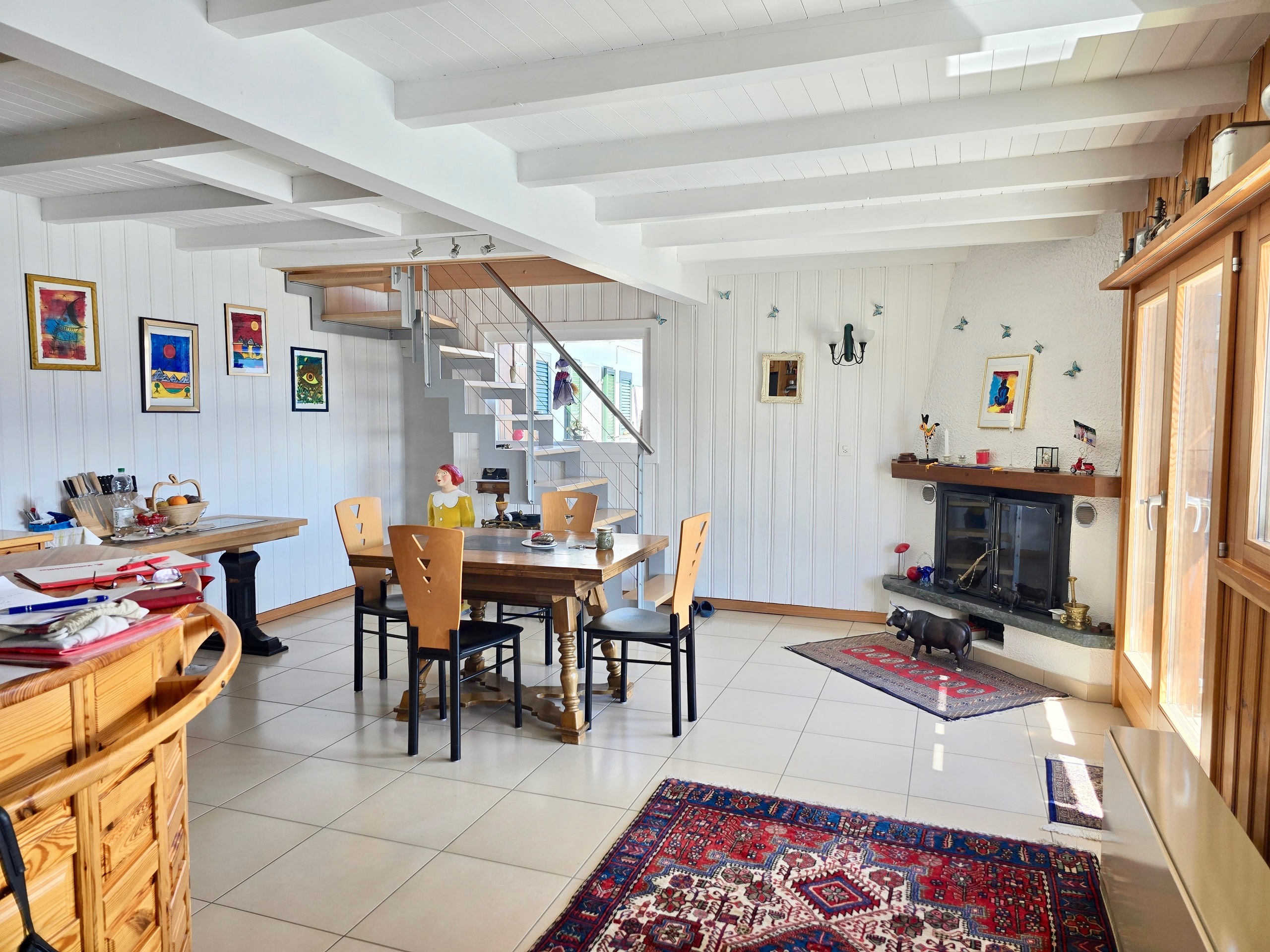 Interior view 8