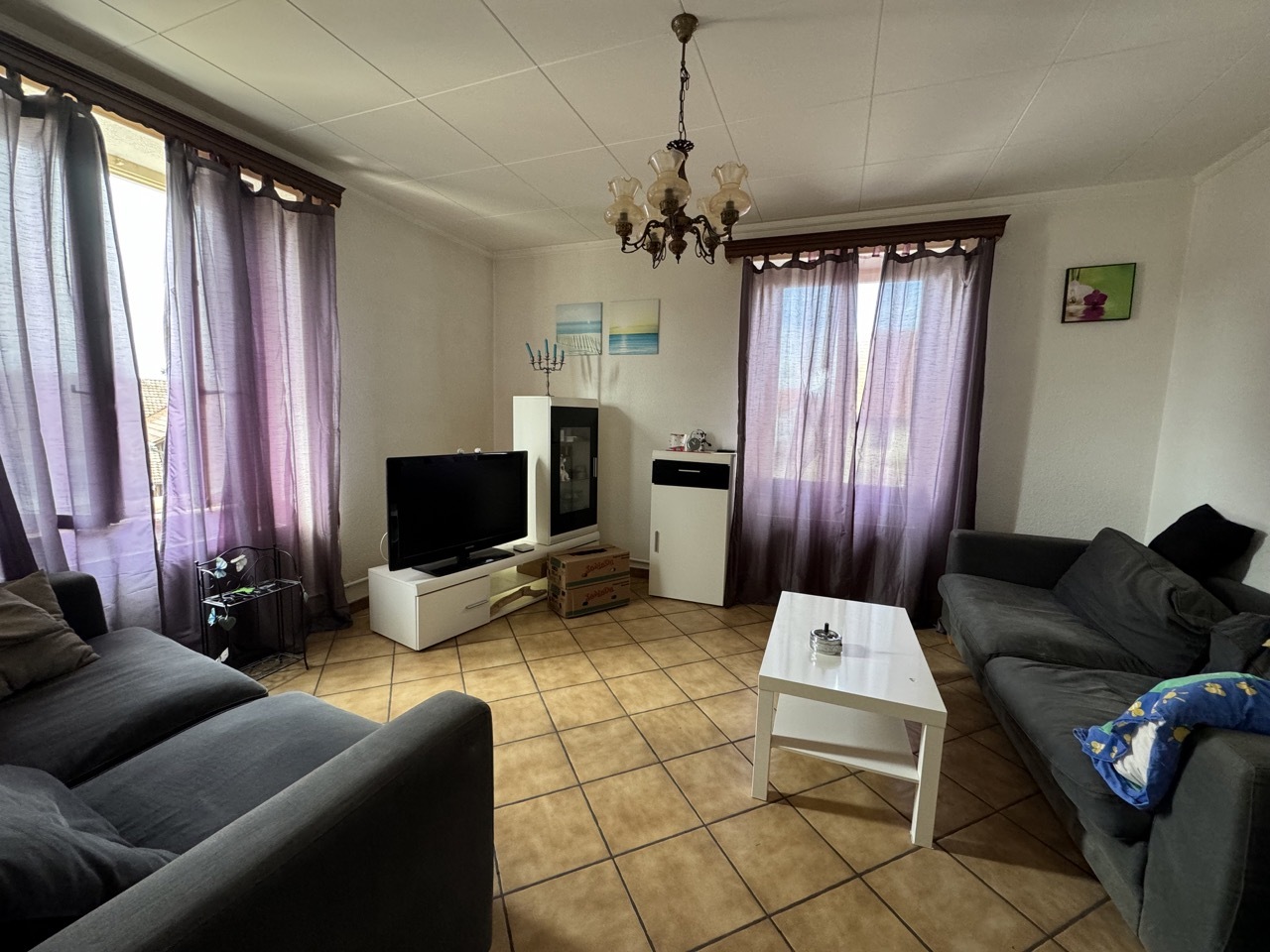 Logement 2ème étage et combles Logement 2ème étage et combles