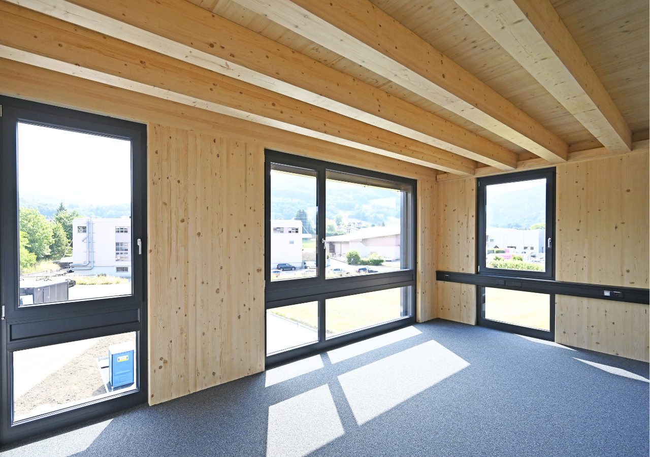 Ateliers modulables, zone industrielle CAPP, Châtel-St-Denis Bâtiment industriel neuf, composé d'ateliers modulables pour la location. Le bâtiment comprend également un appartement.