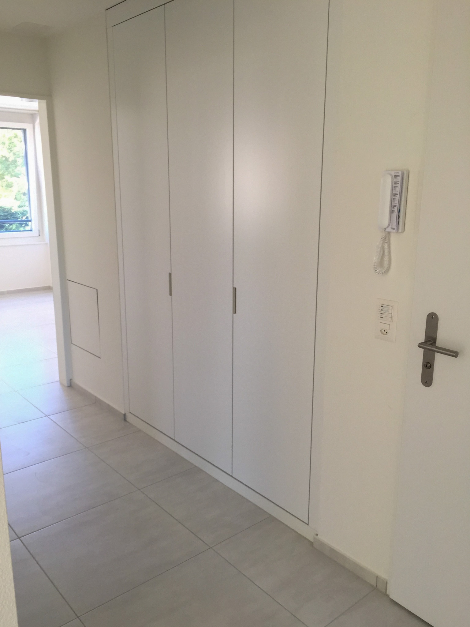 Vorplatz mit Einbauschränken (typähnliche Wohnung) Vorplatz mit Einbauschränken (typähnliche Wohnung)