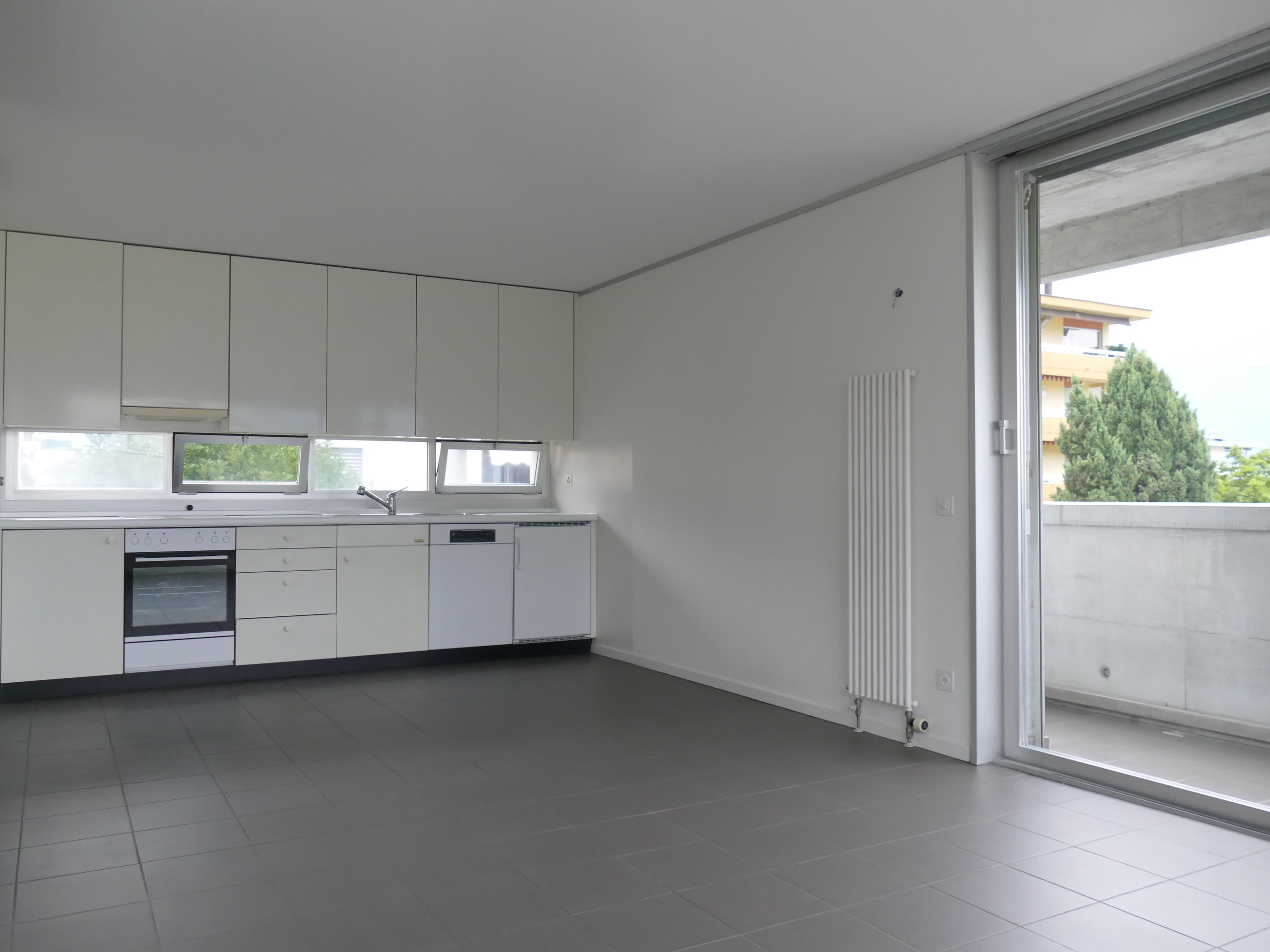 Interior view 4