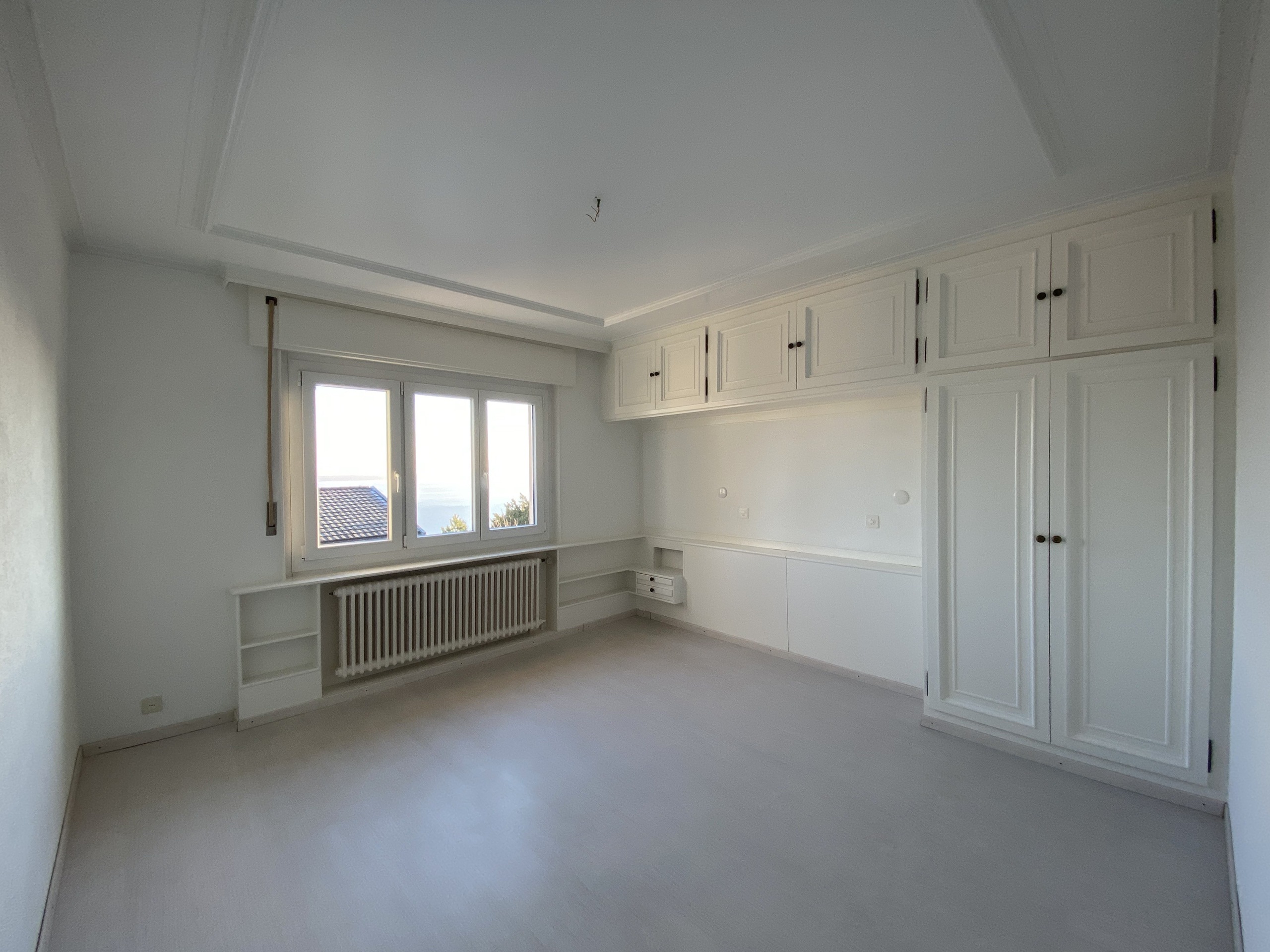 Interior view 4