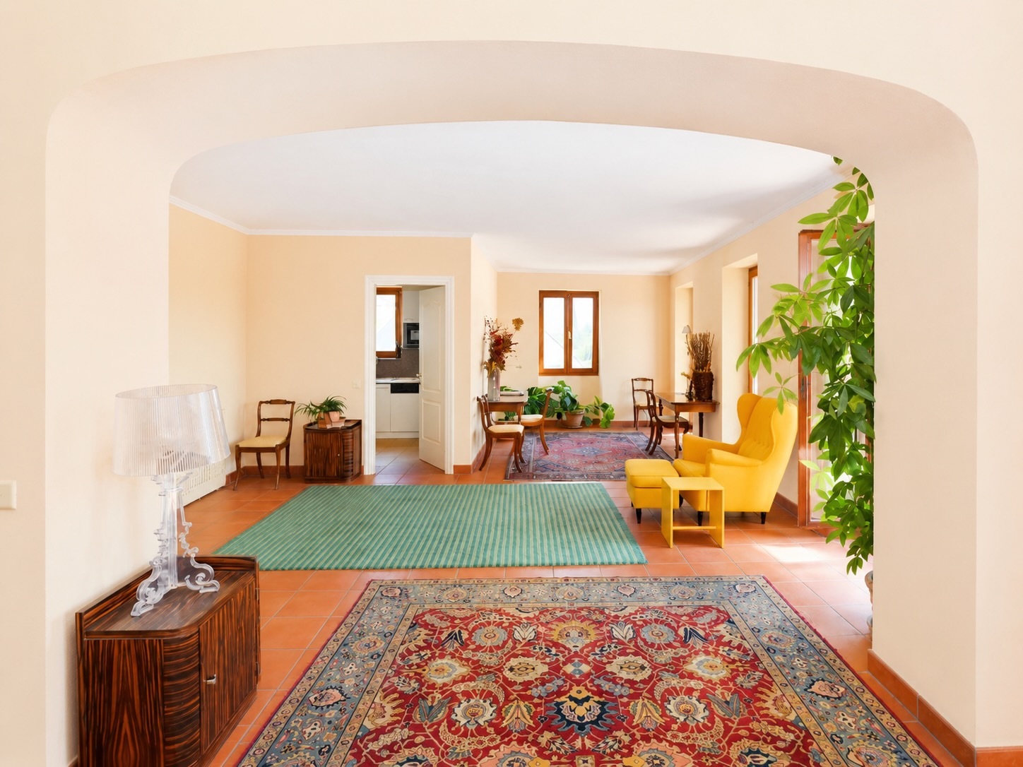 Interior view 2