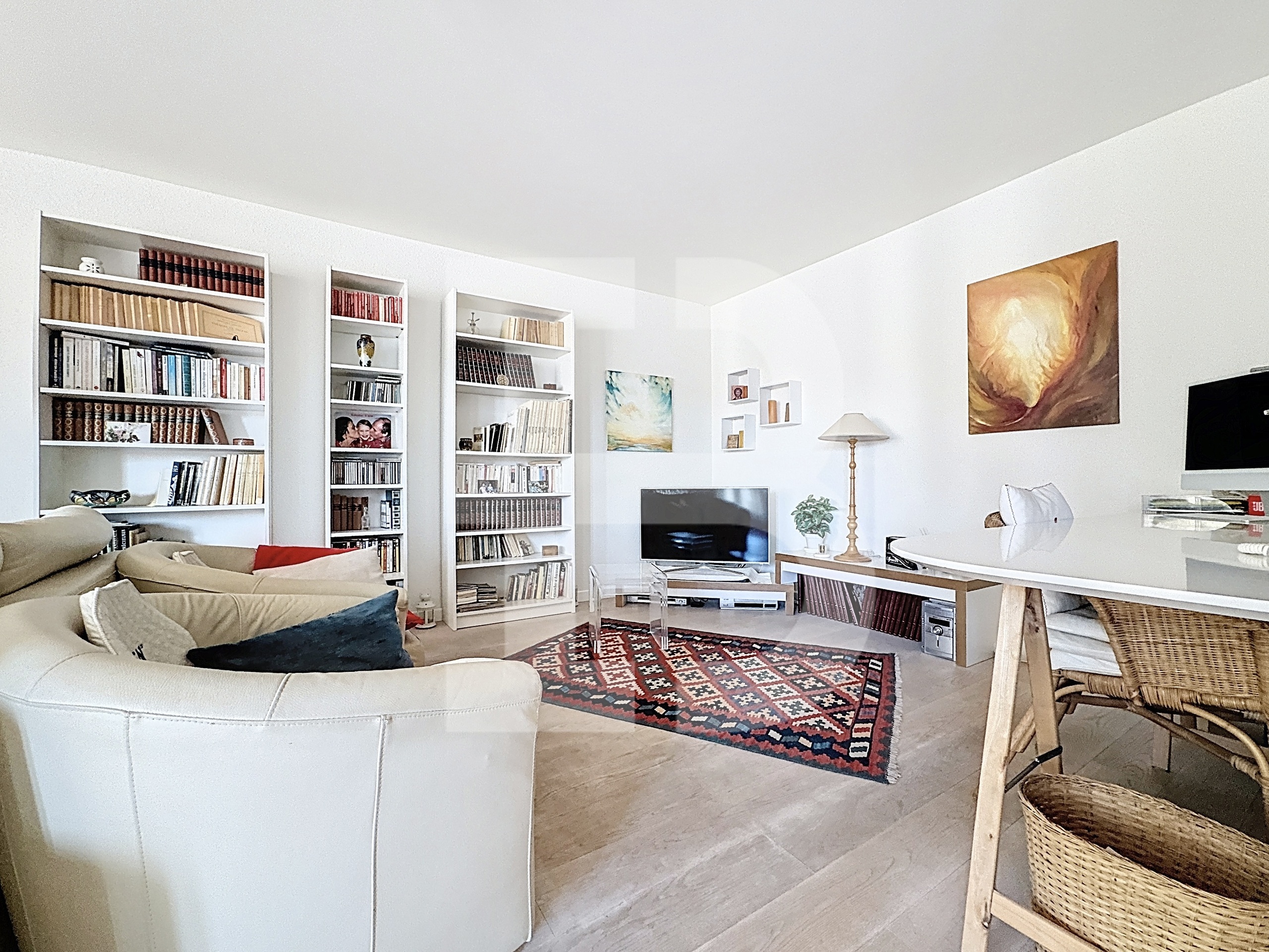 espace bureau/télé