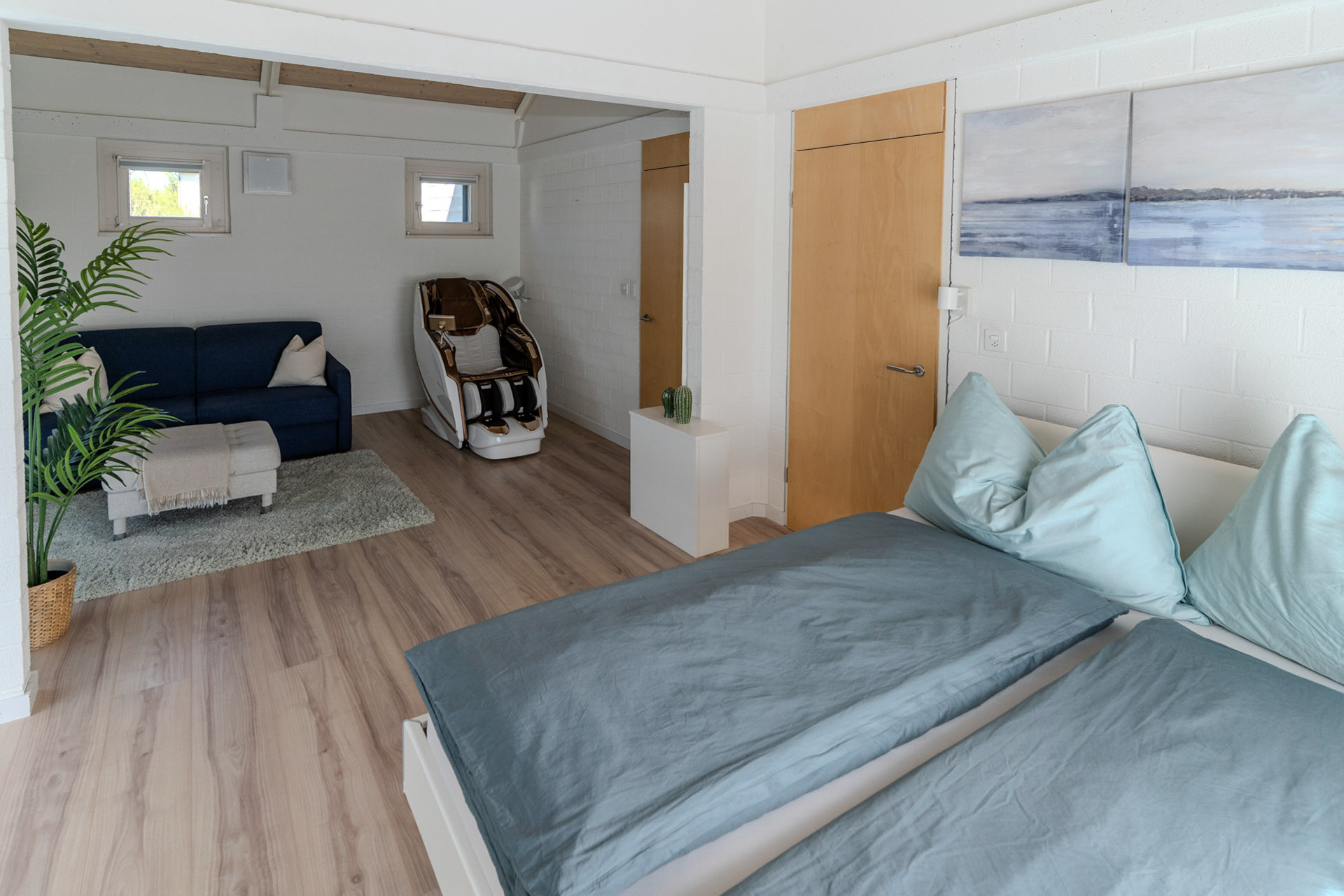 Interior view 6