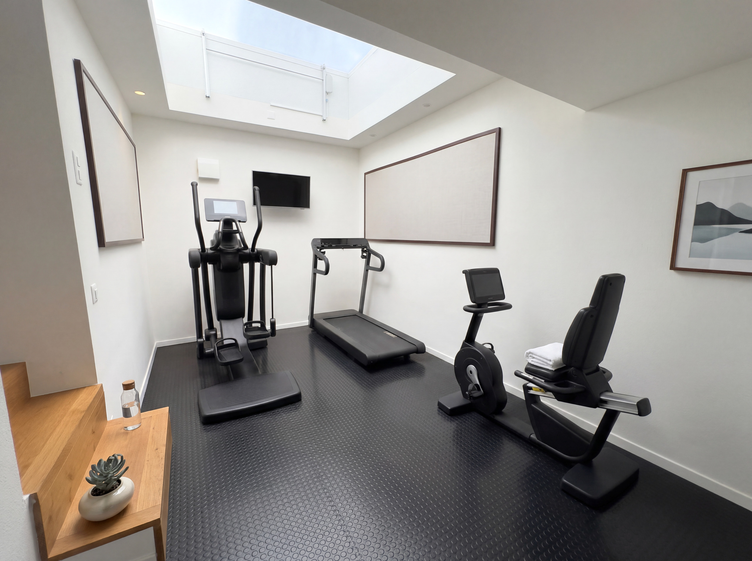Interior view 7