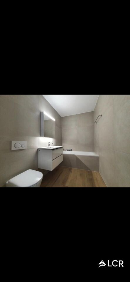 Picture 10