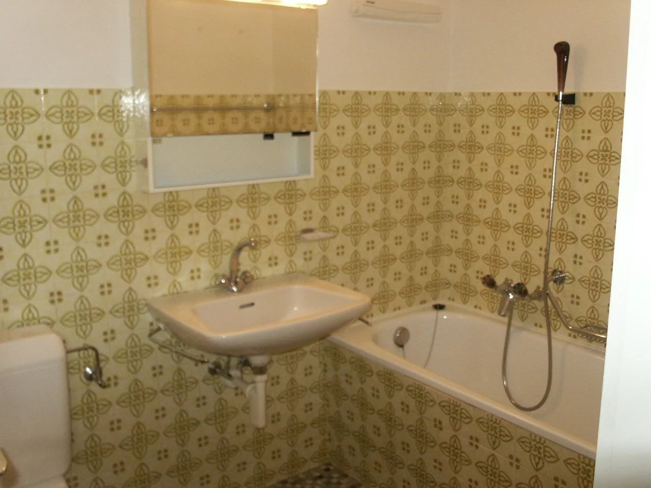 Picture 10