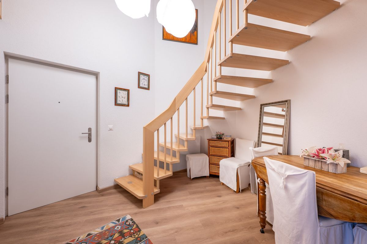 Hall d'entrée de 13,2 m2 au 1er niveau