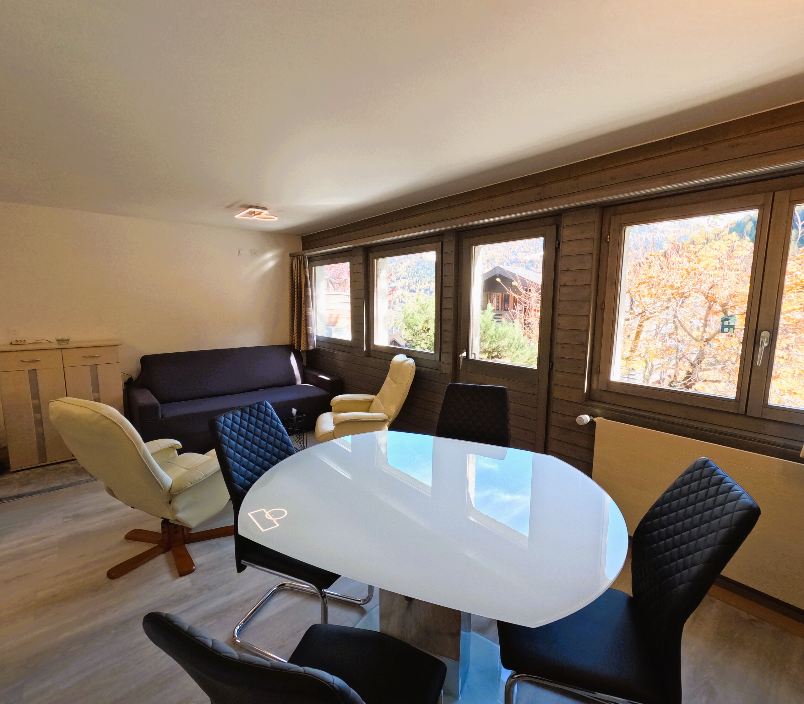 Coin repas et séjour 