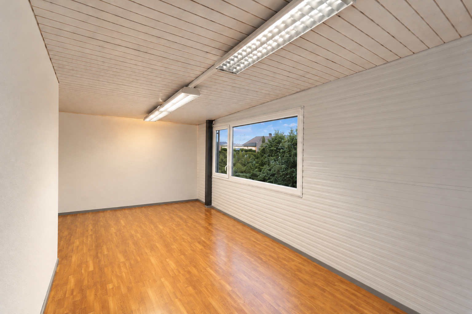 1er étage: bureau G 1er étage: bureau G