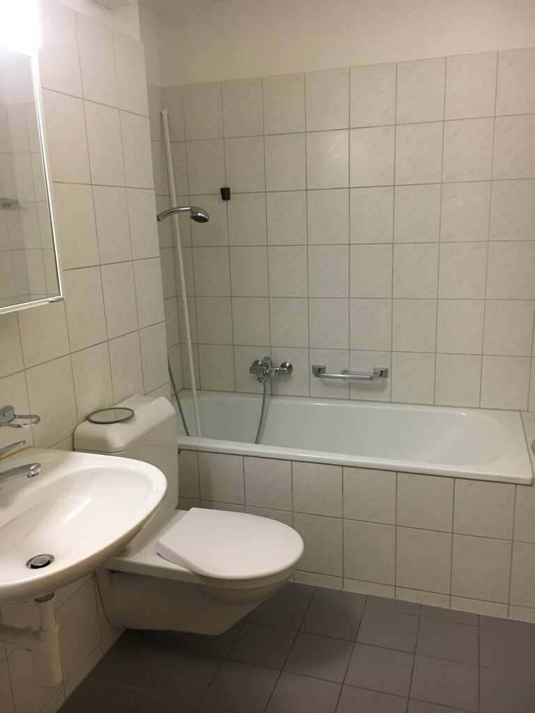 Picture 5