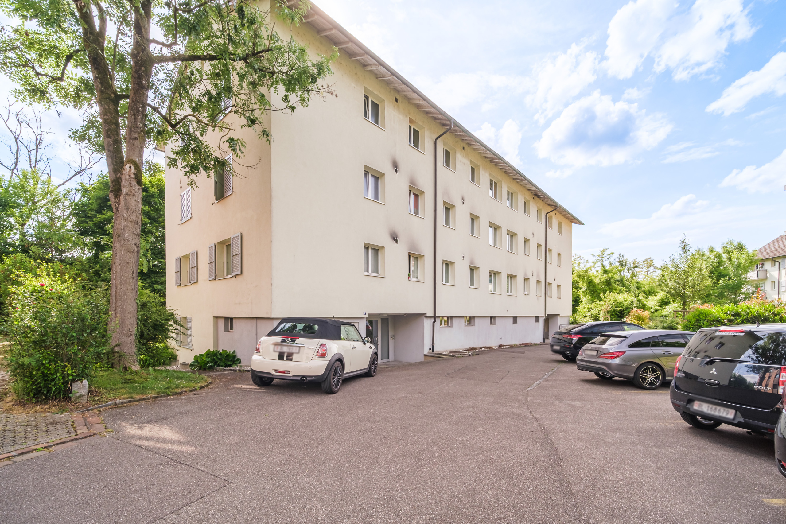 Exterior view 1