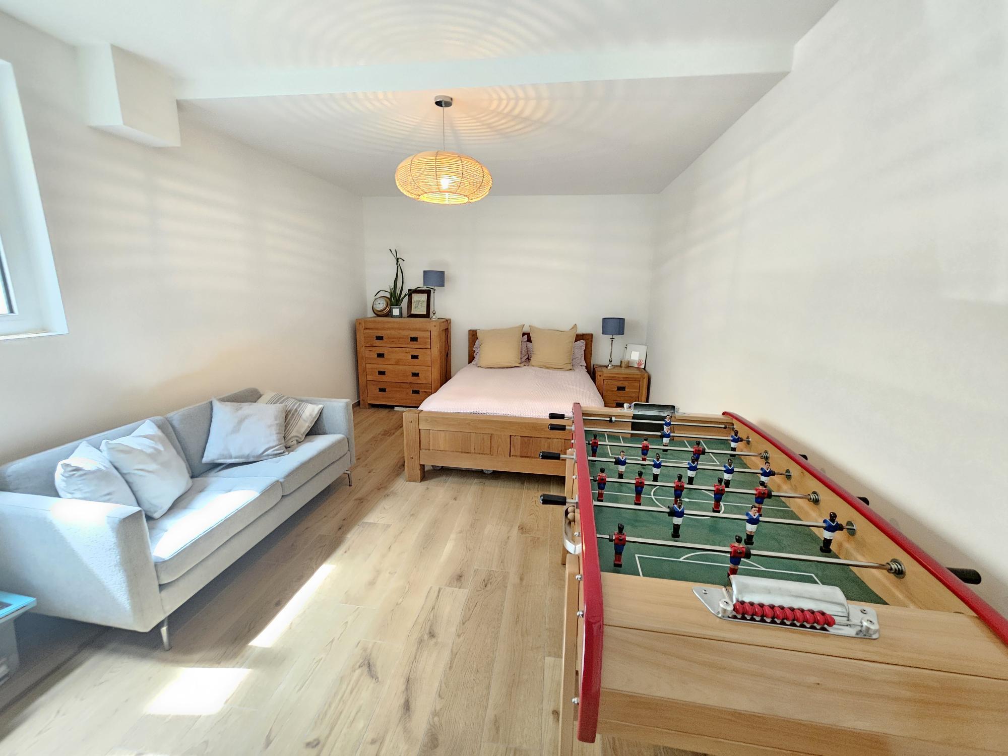 Interior view 5