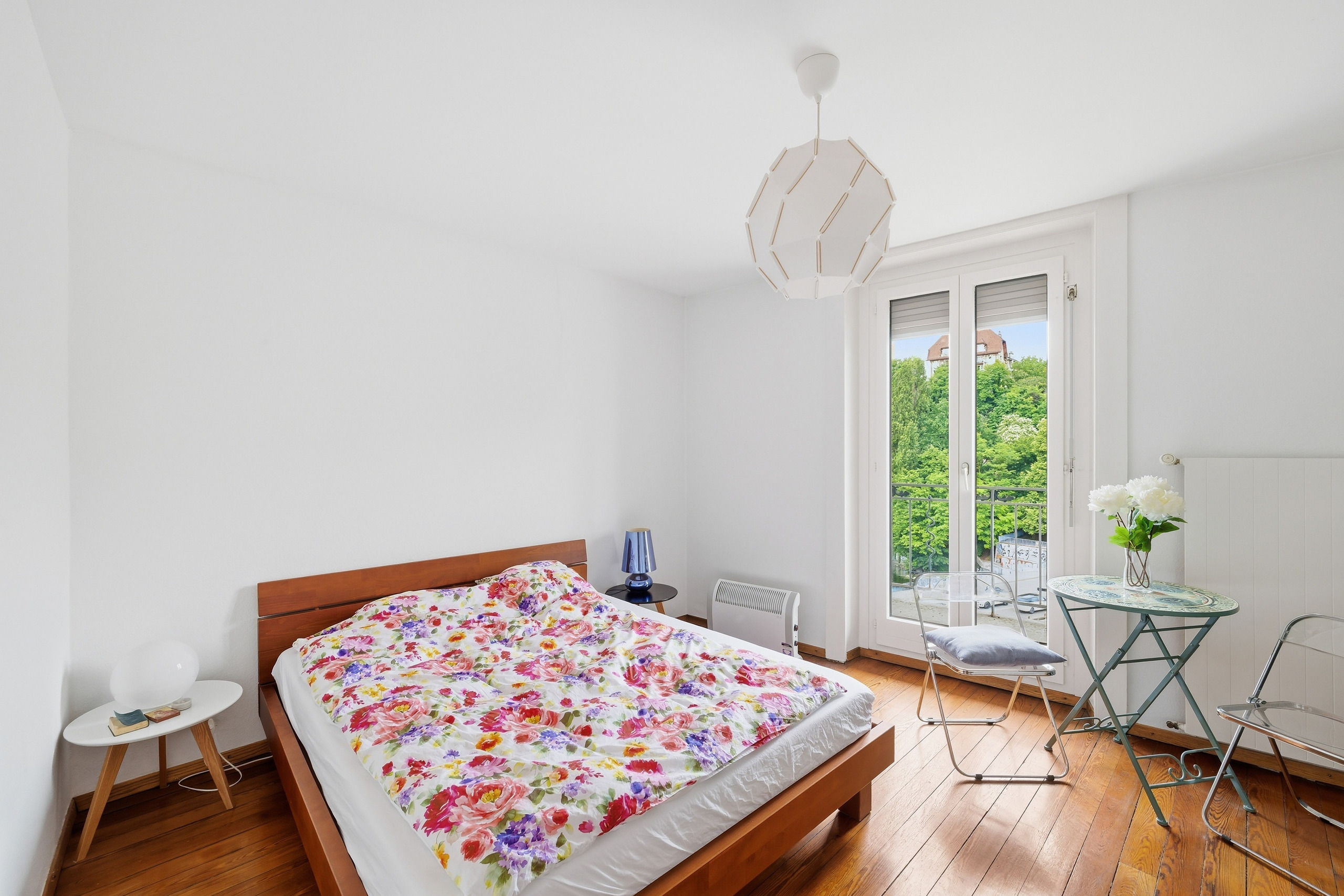 Interior view 4