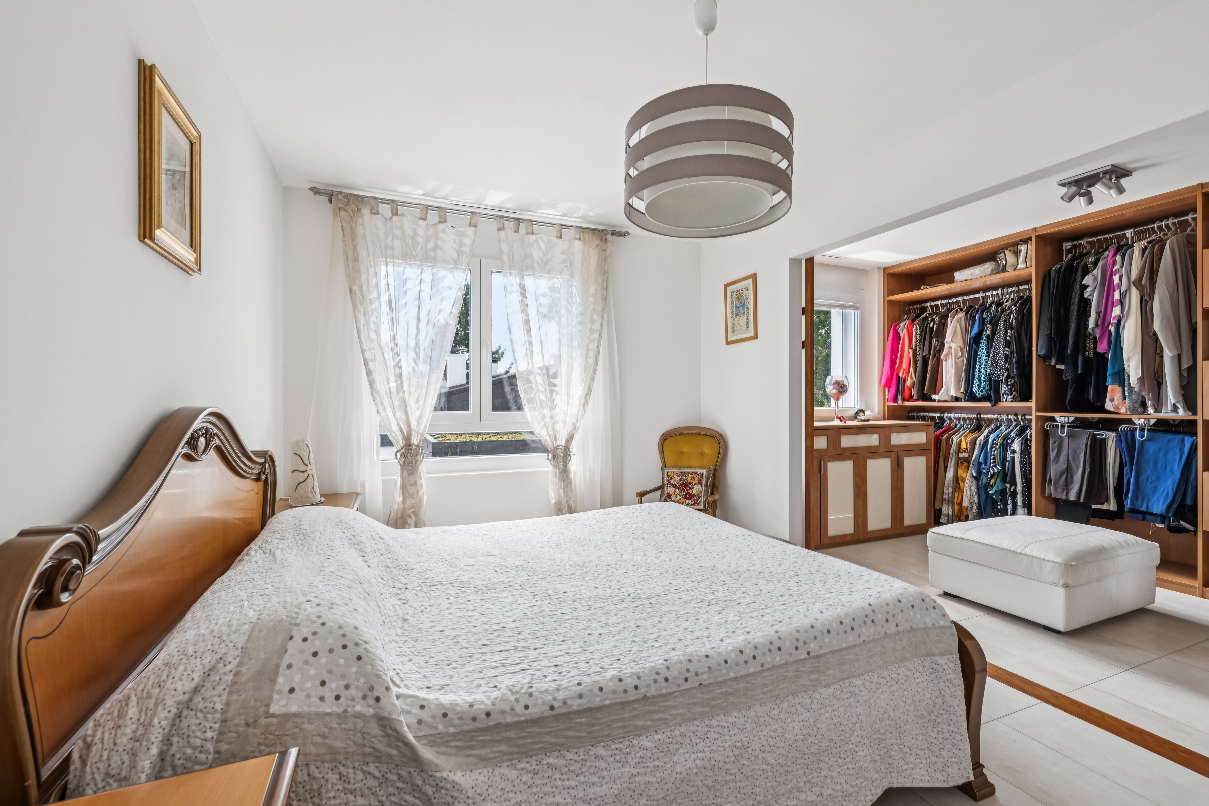 Chambre 1 et chambre 2 transformée en dressing Chambre 1 et chambre 2 transformée en dressing