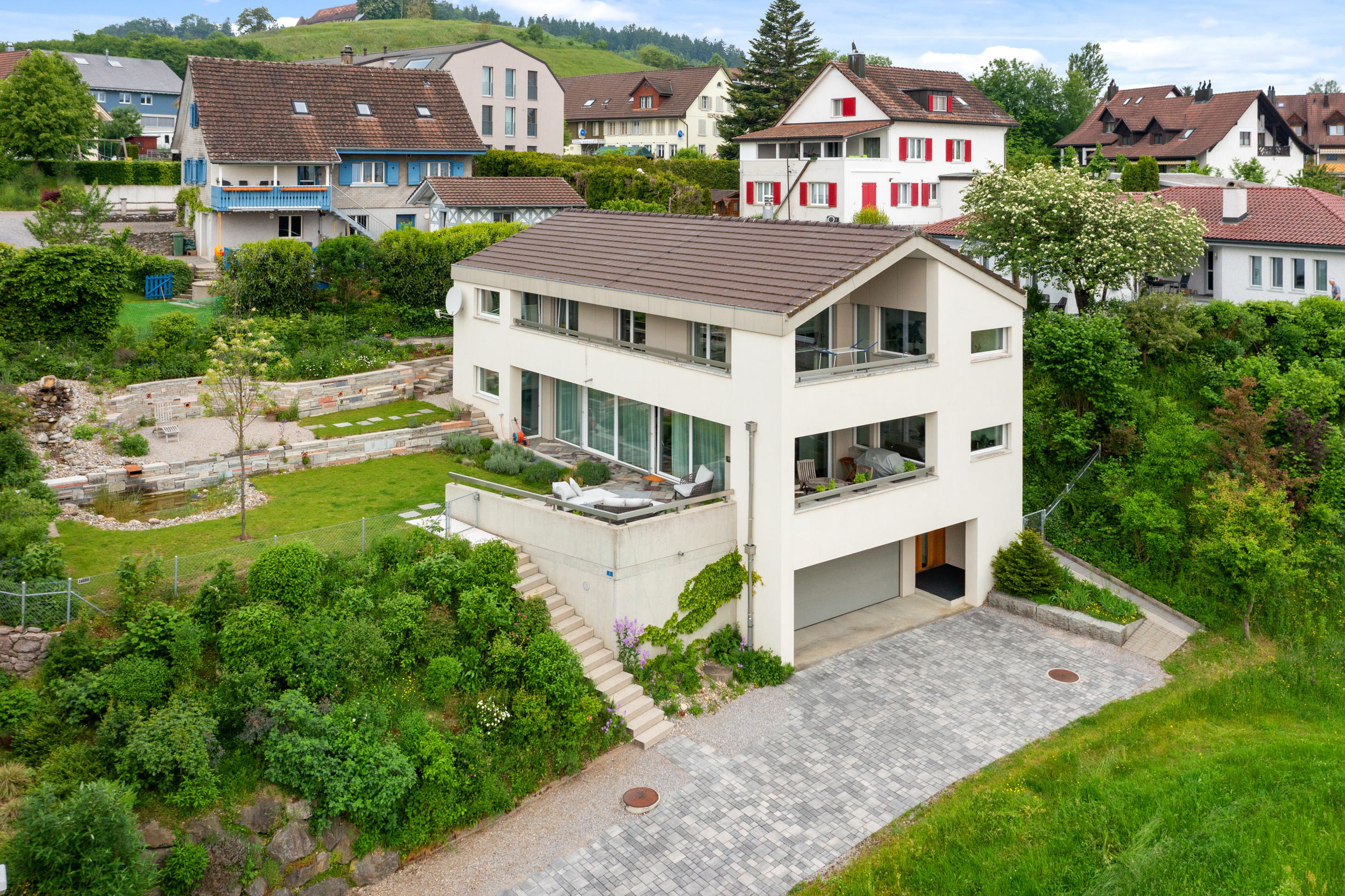 Herzlich Willkommen in Ihrem neuen zu Hause. Herzlich Willkommen in Ihrem neuen zu Hause.