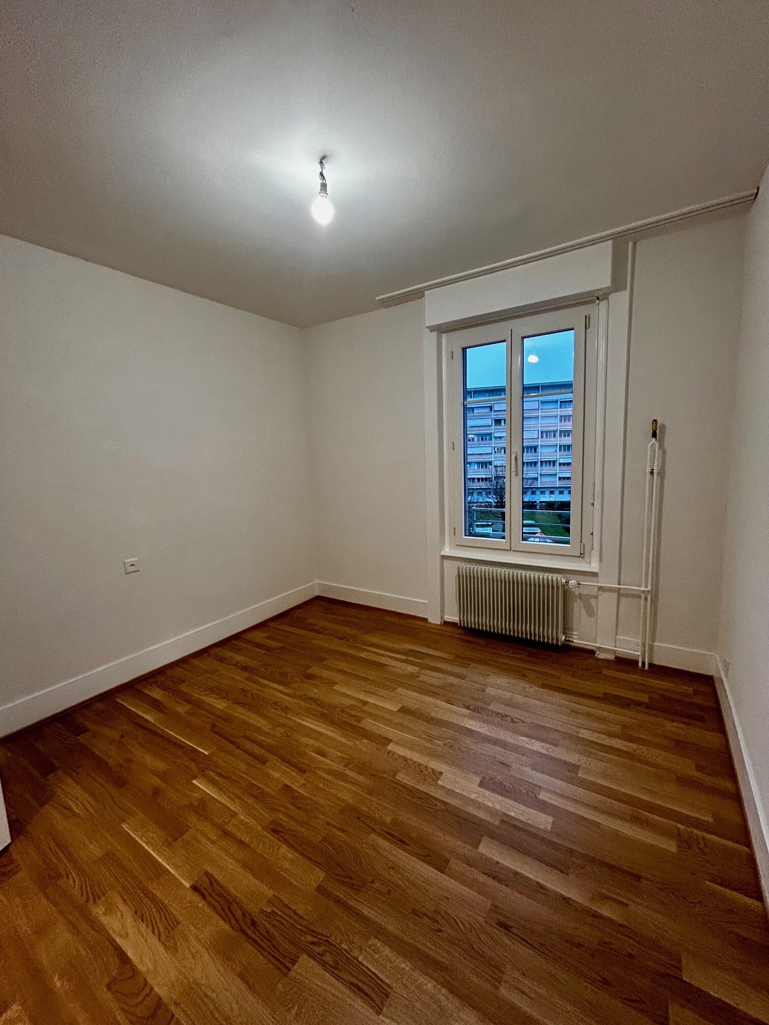 Interior view 6