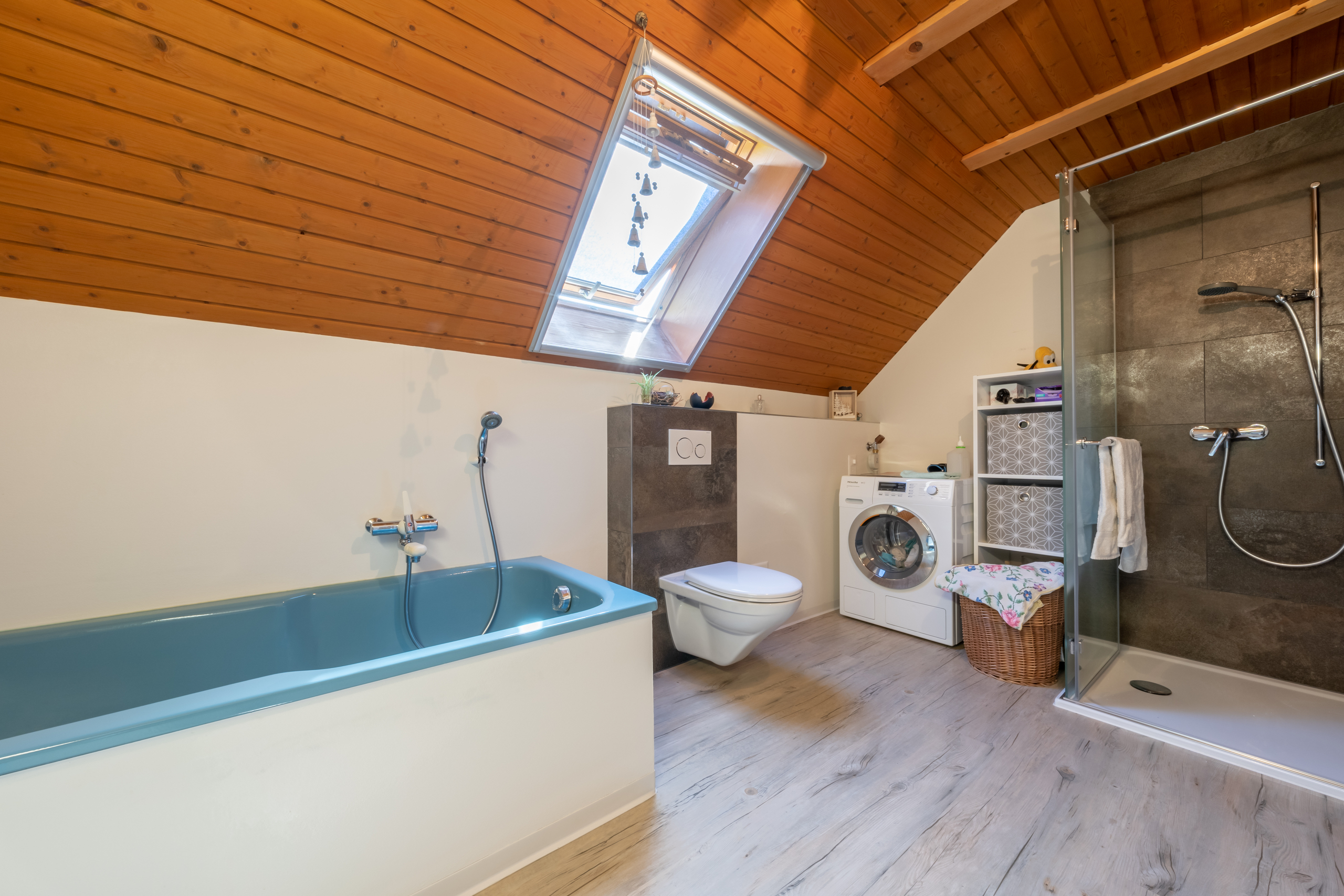 Nasszelle der Dachwohnung Nasszelle der Dachwohnung