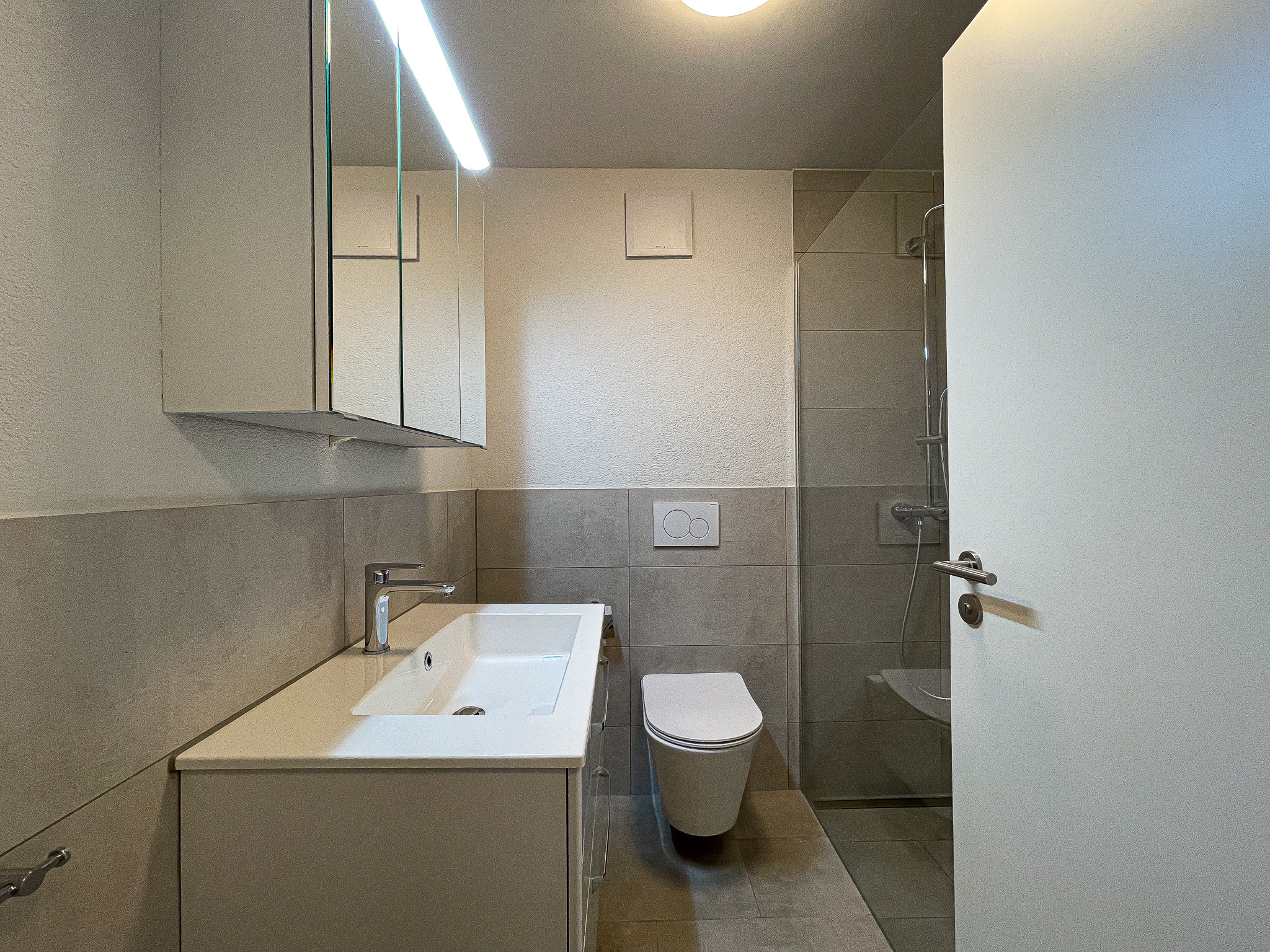 Du/WC