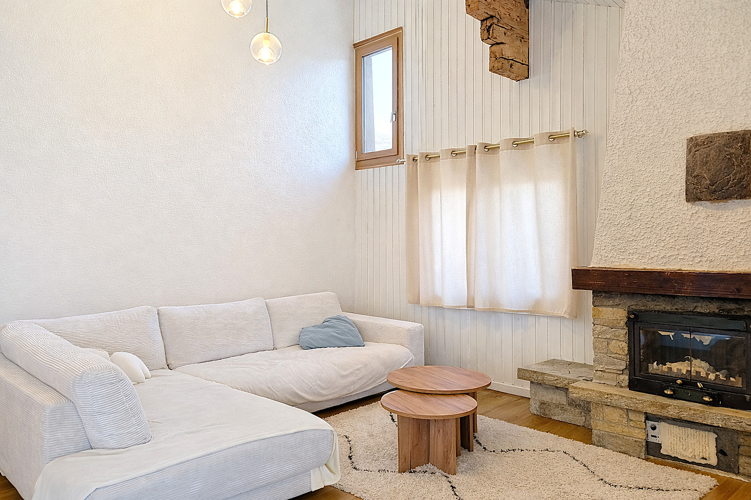 Interior view 2