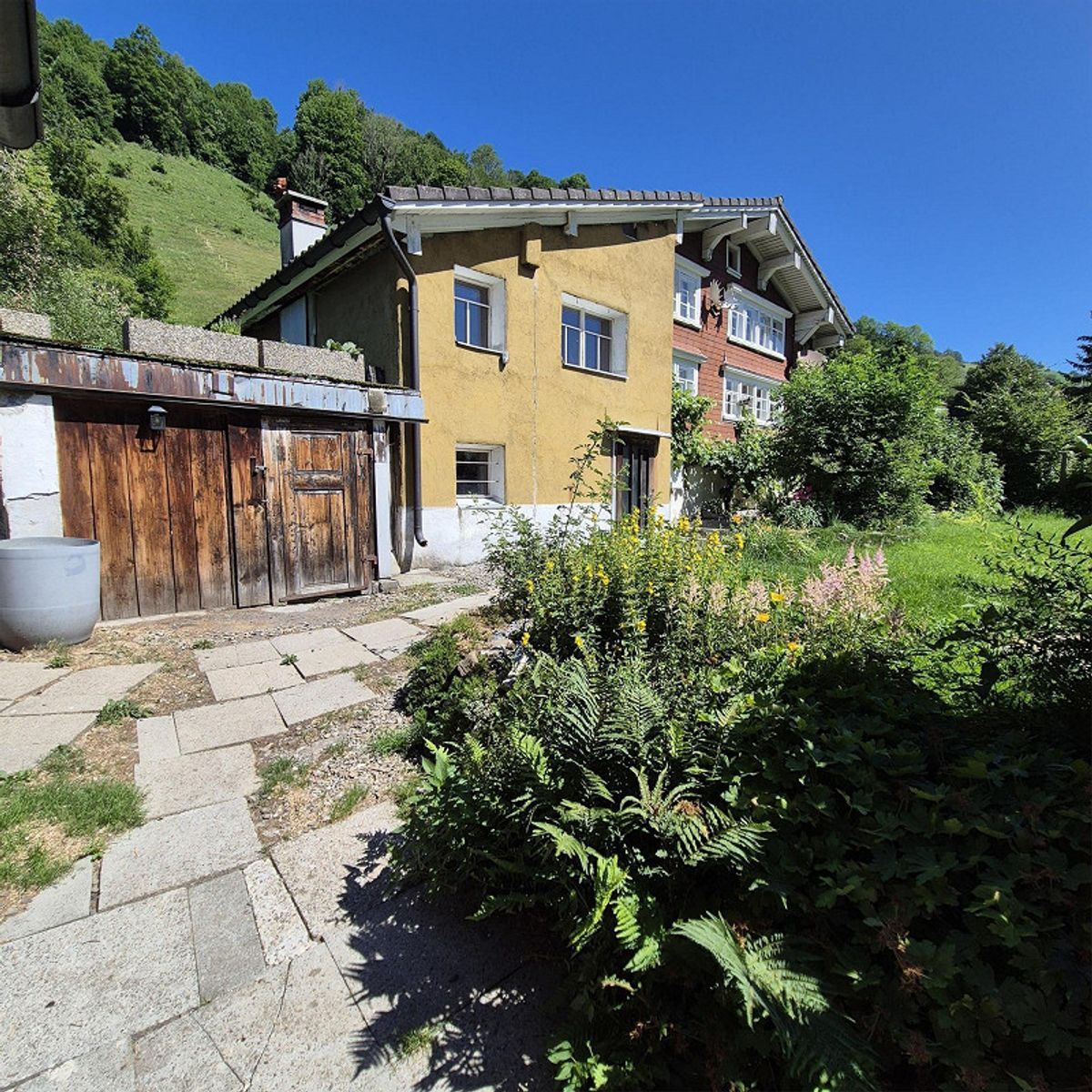 Photo 16