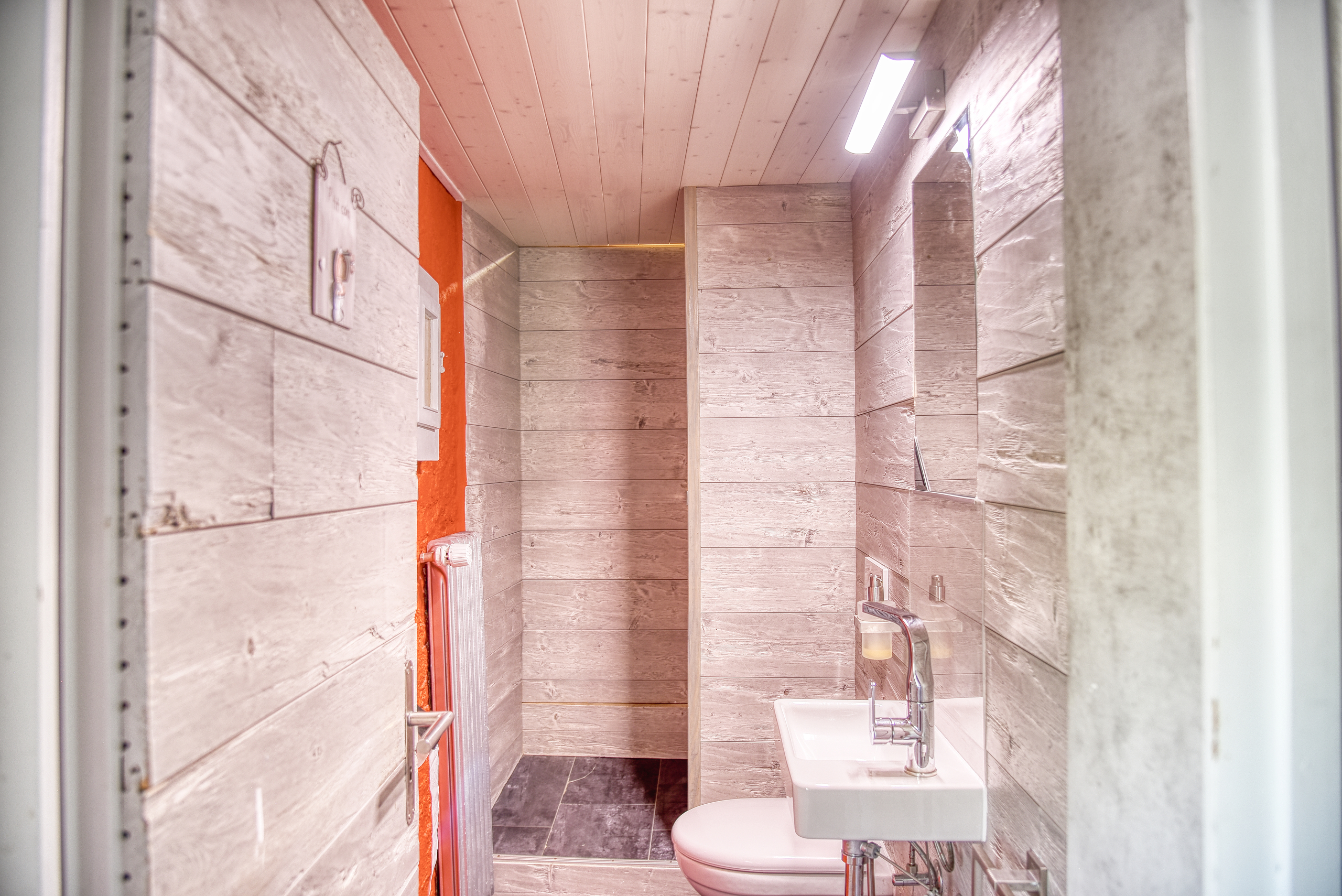 Maison villageoise - WC Maison villageoise - WC