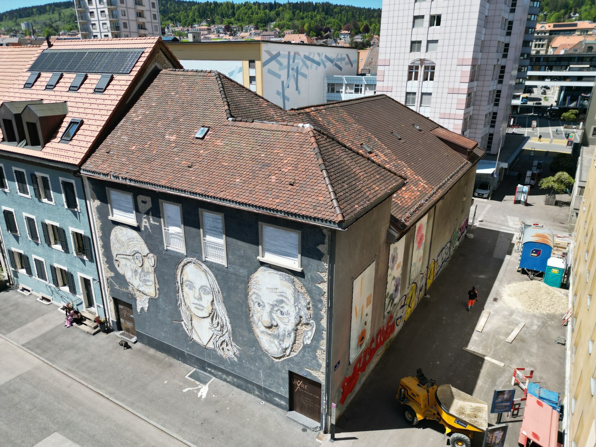 Photo 3