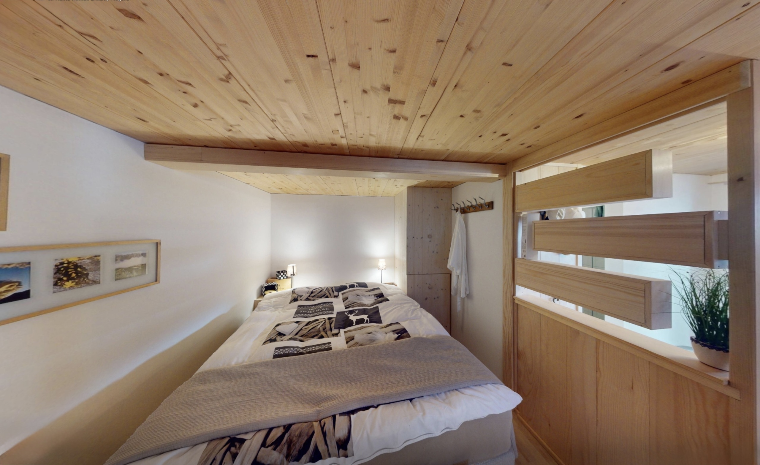 Interior view 4