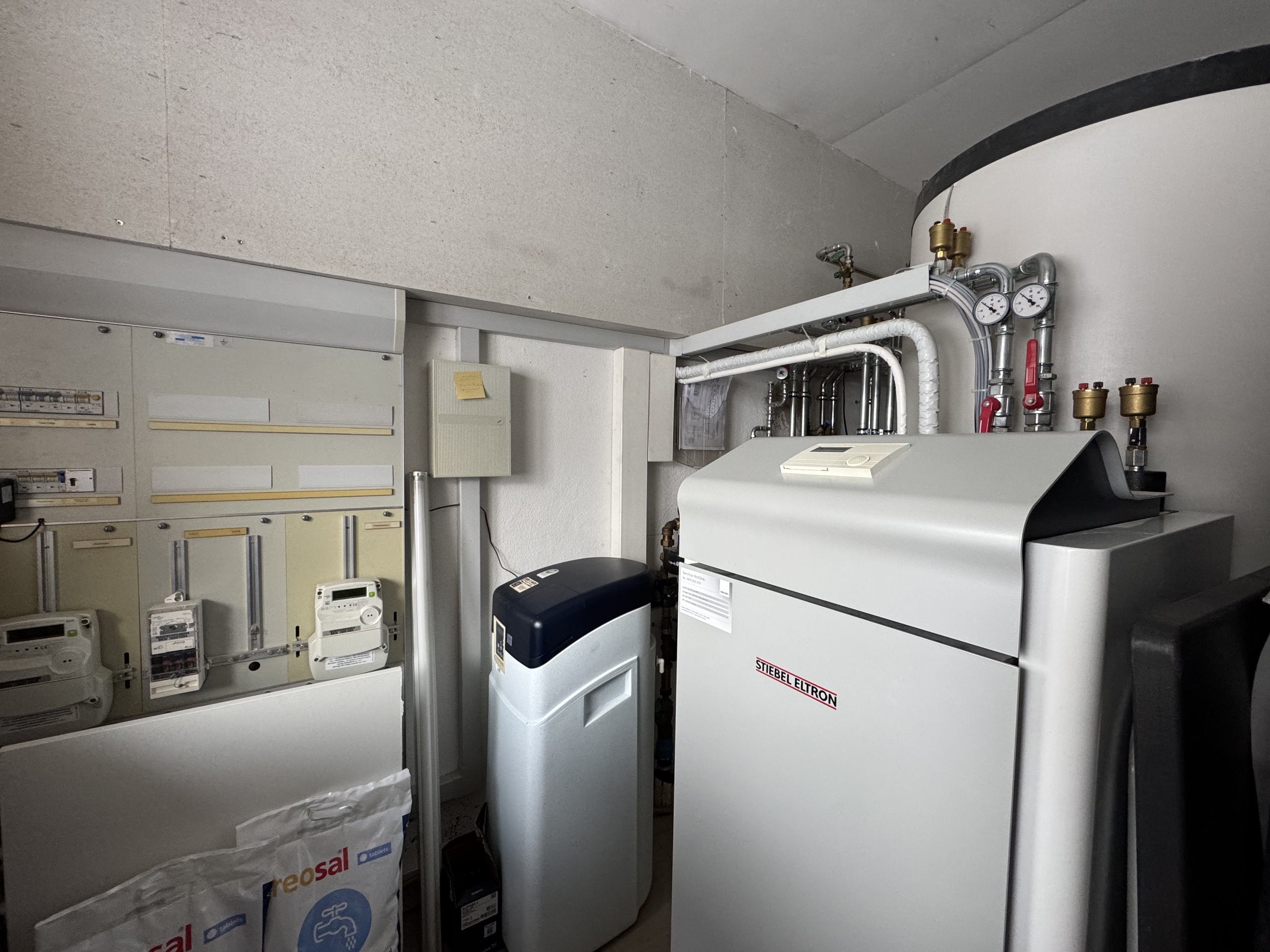 Interior view 18