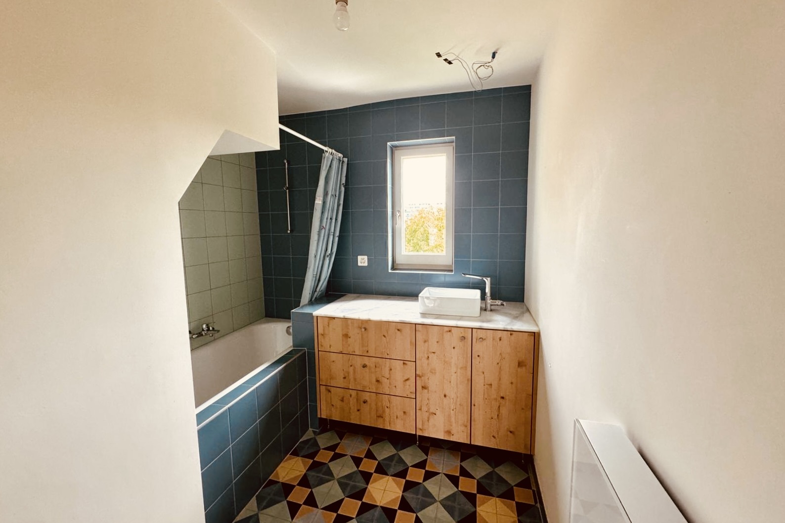 Interior view 6