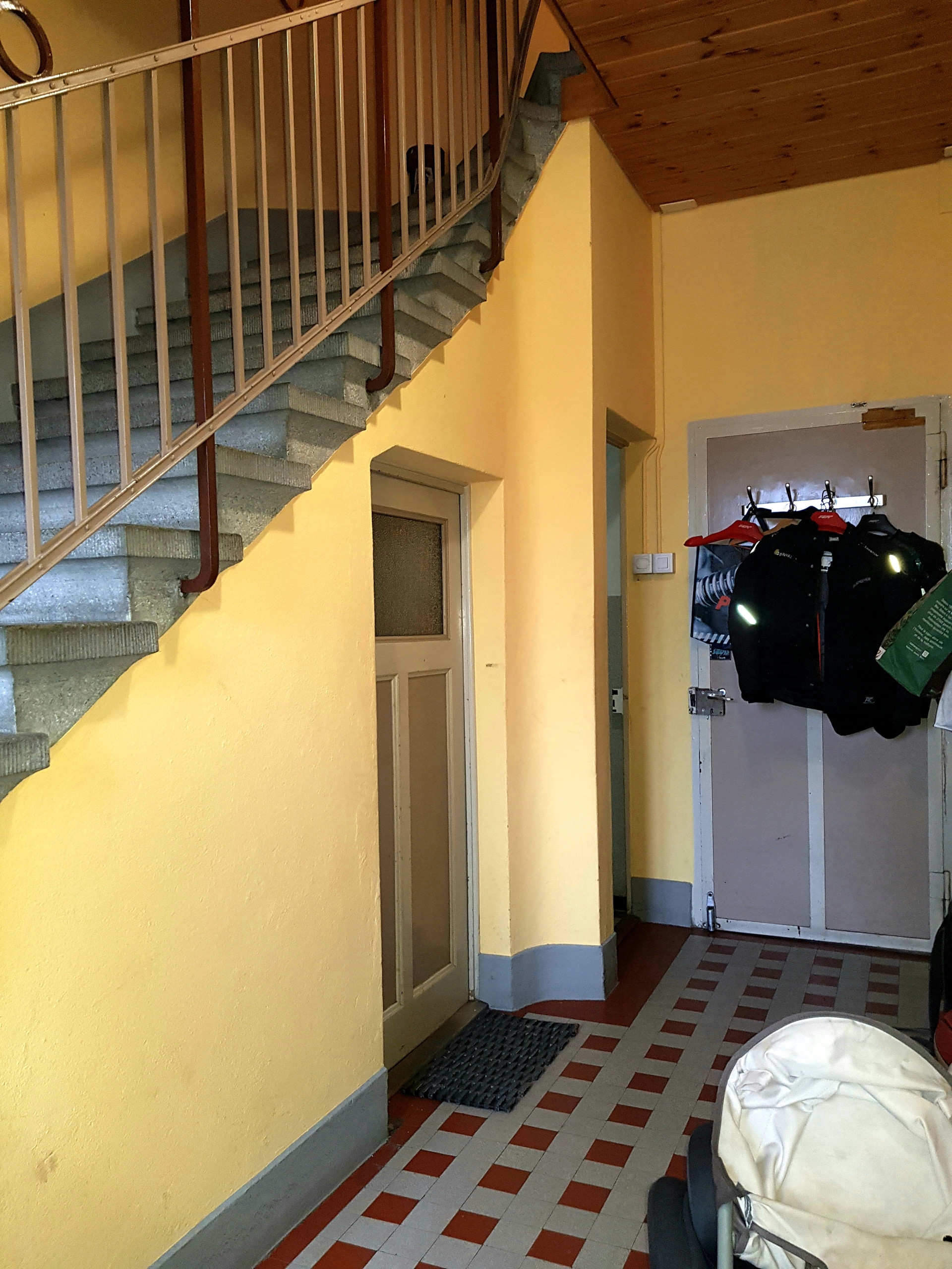 Picture 4