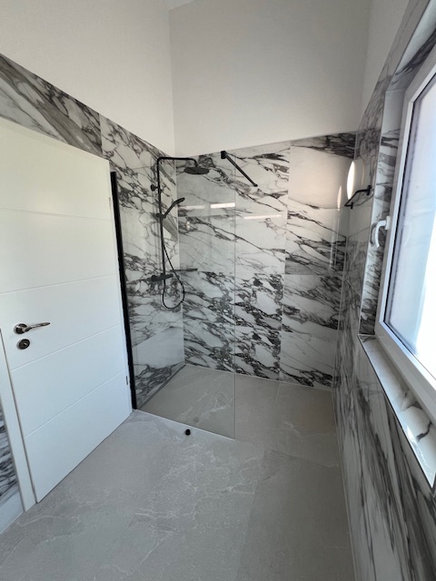 Salle de douche, wc, lavabo - suite parental Salle de douche, wc, lavabo - suite parental