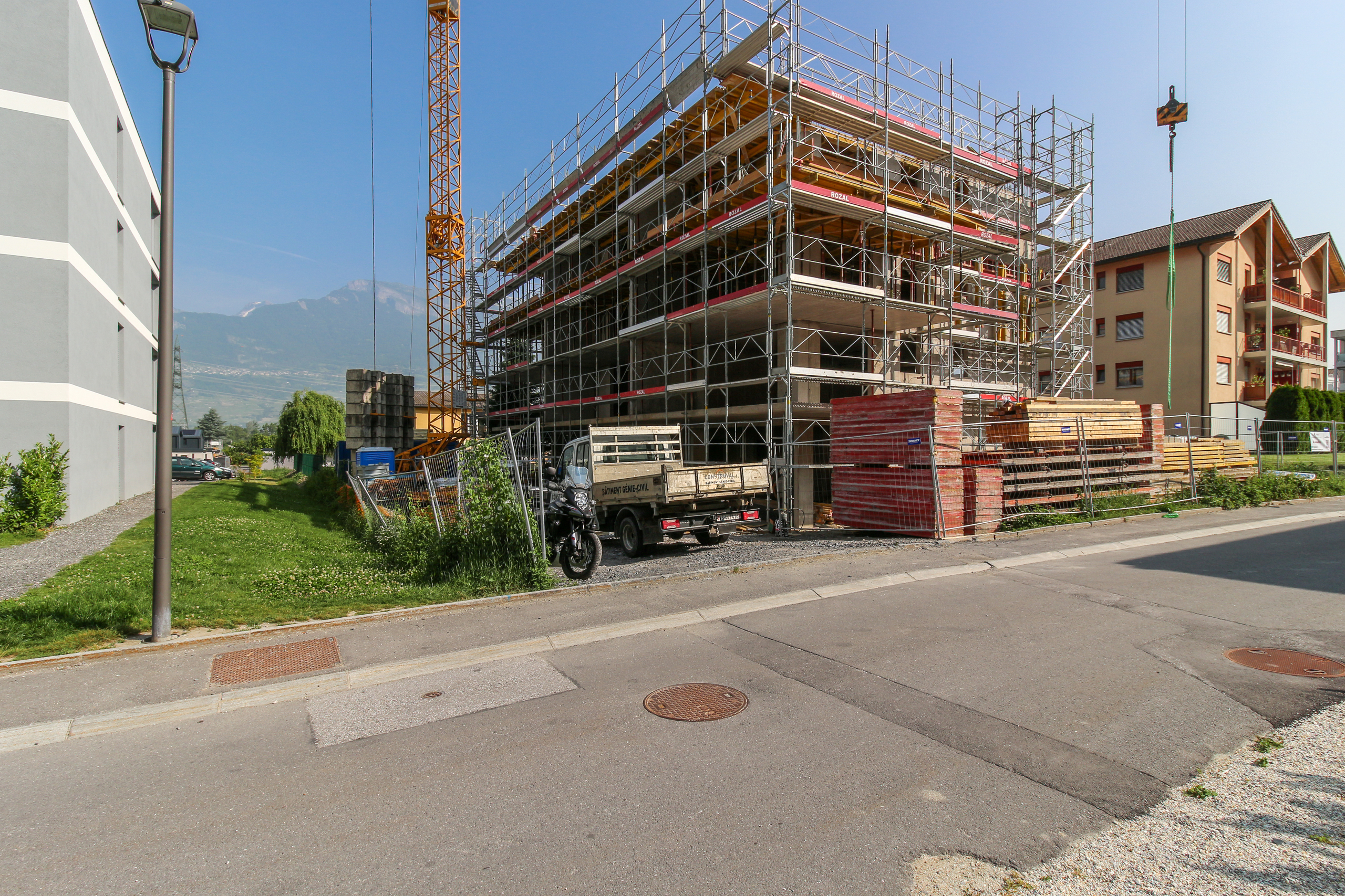 Exterior view 3
