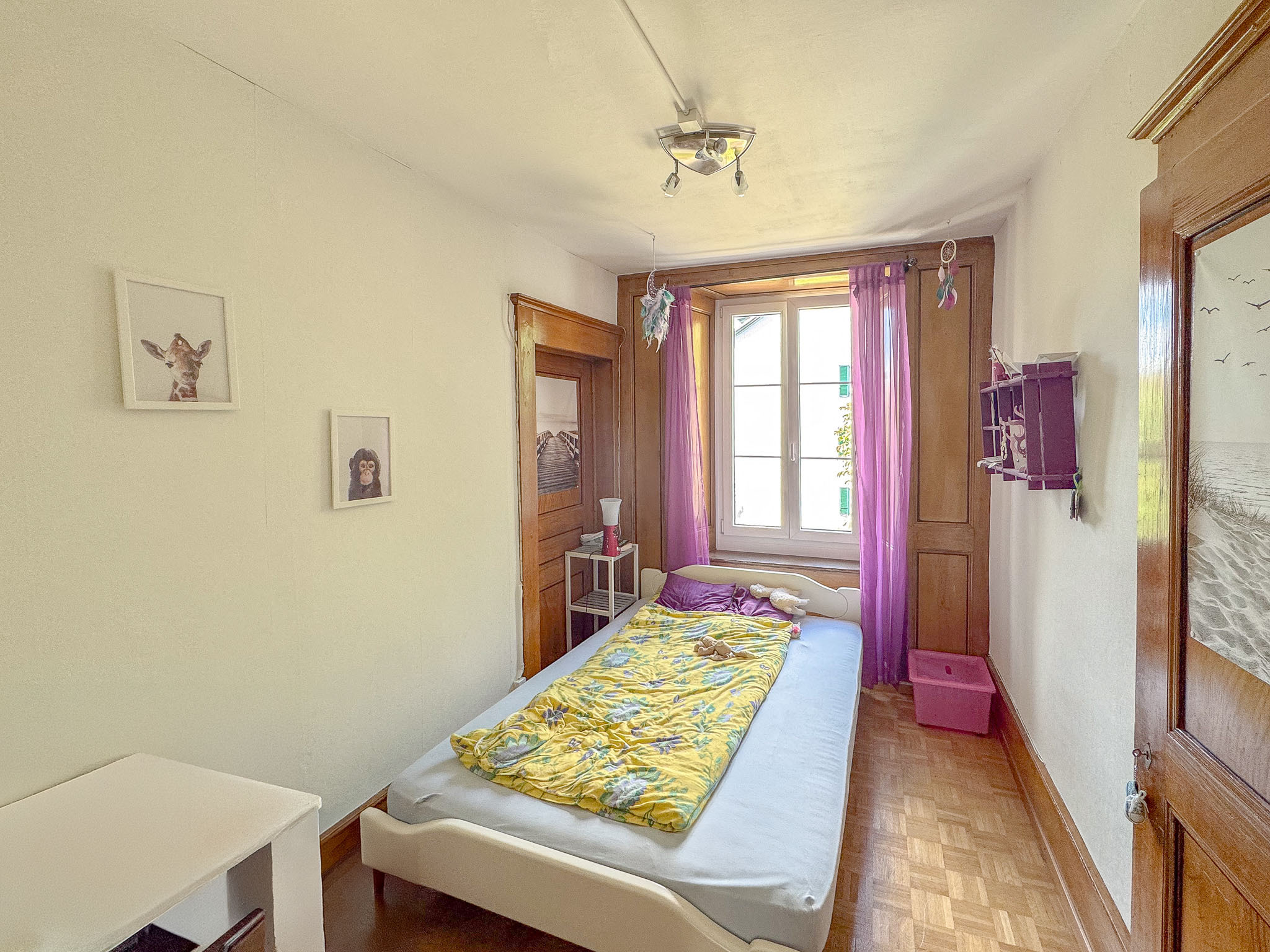 Appartement 6 pces au 1er étage - chambre no 5 Appartement 6 pces au 1er étage - chambre no 5