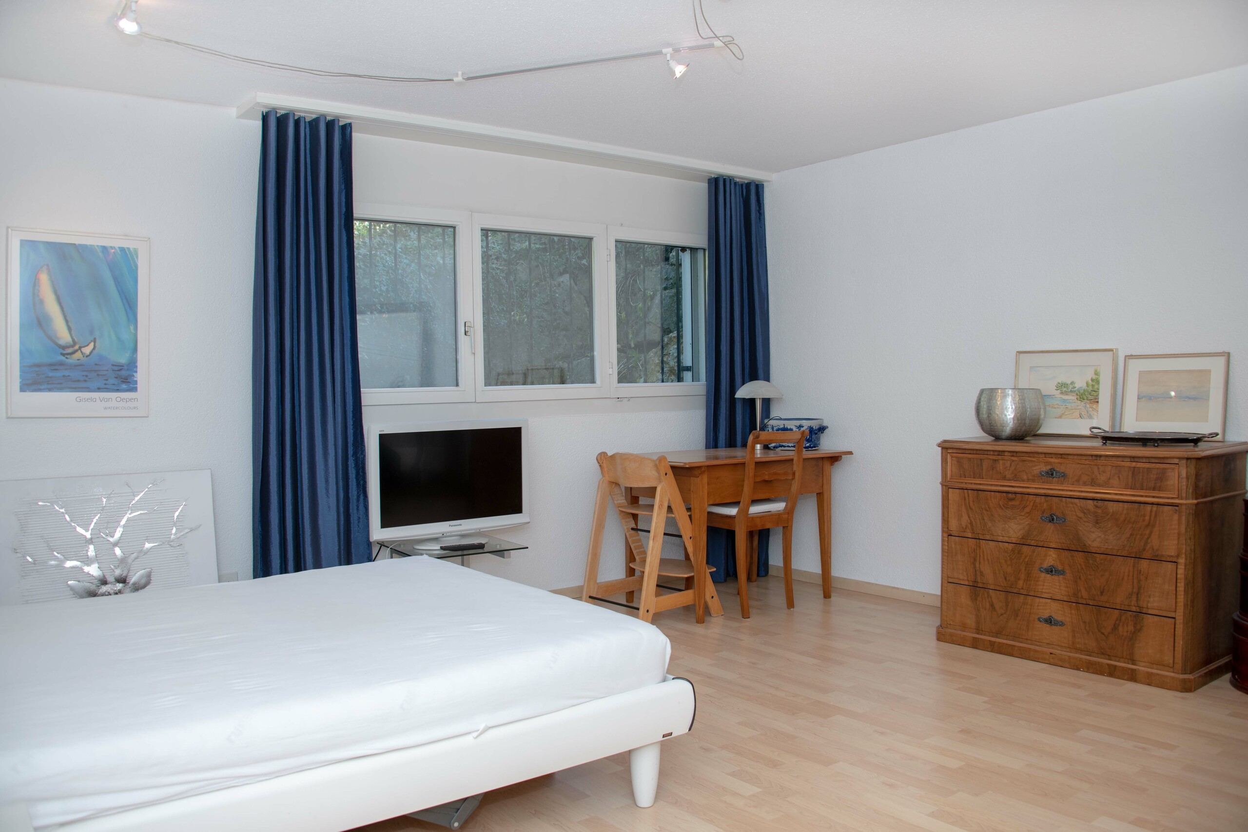 Zimmer im Untergeschoss