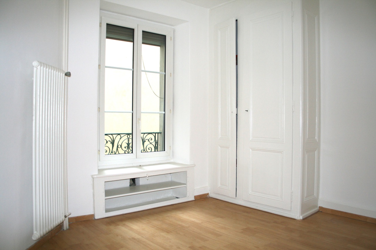 Firstview